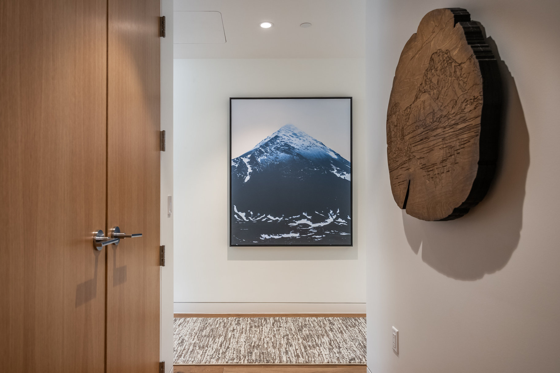  Furnished 5-bedroom Penthouse at Founder
