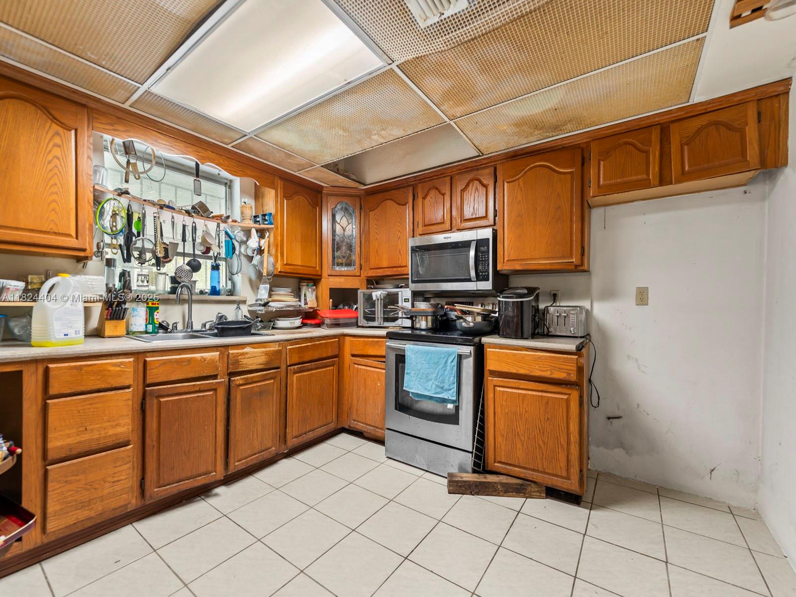 Palmetto Bay, Florida, 33157, United States, 3 Bedrooms Bedrooms, ,3 BathroomsBathrooms,Residential,For Sale,1867576