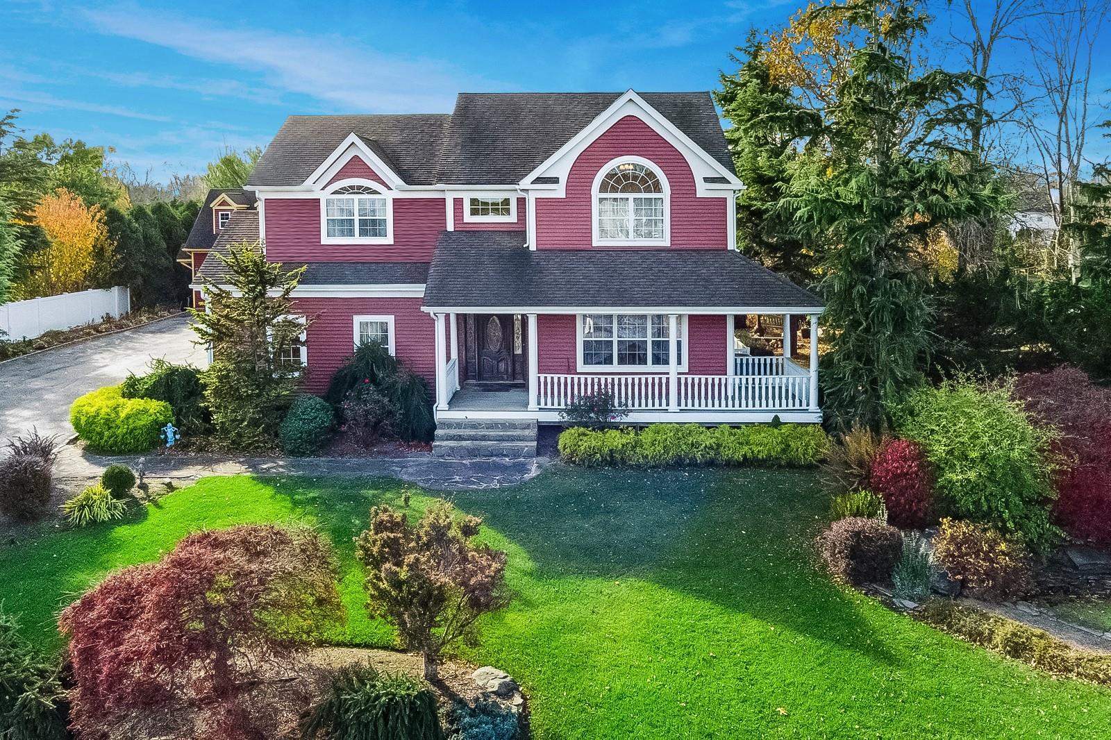 Aquebogue, New York, 11931, United States, 4 Bedrooms Bedrooms, ,3 BathroomsBathrooms,Residential,For Sale,1838532