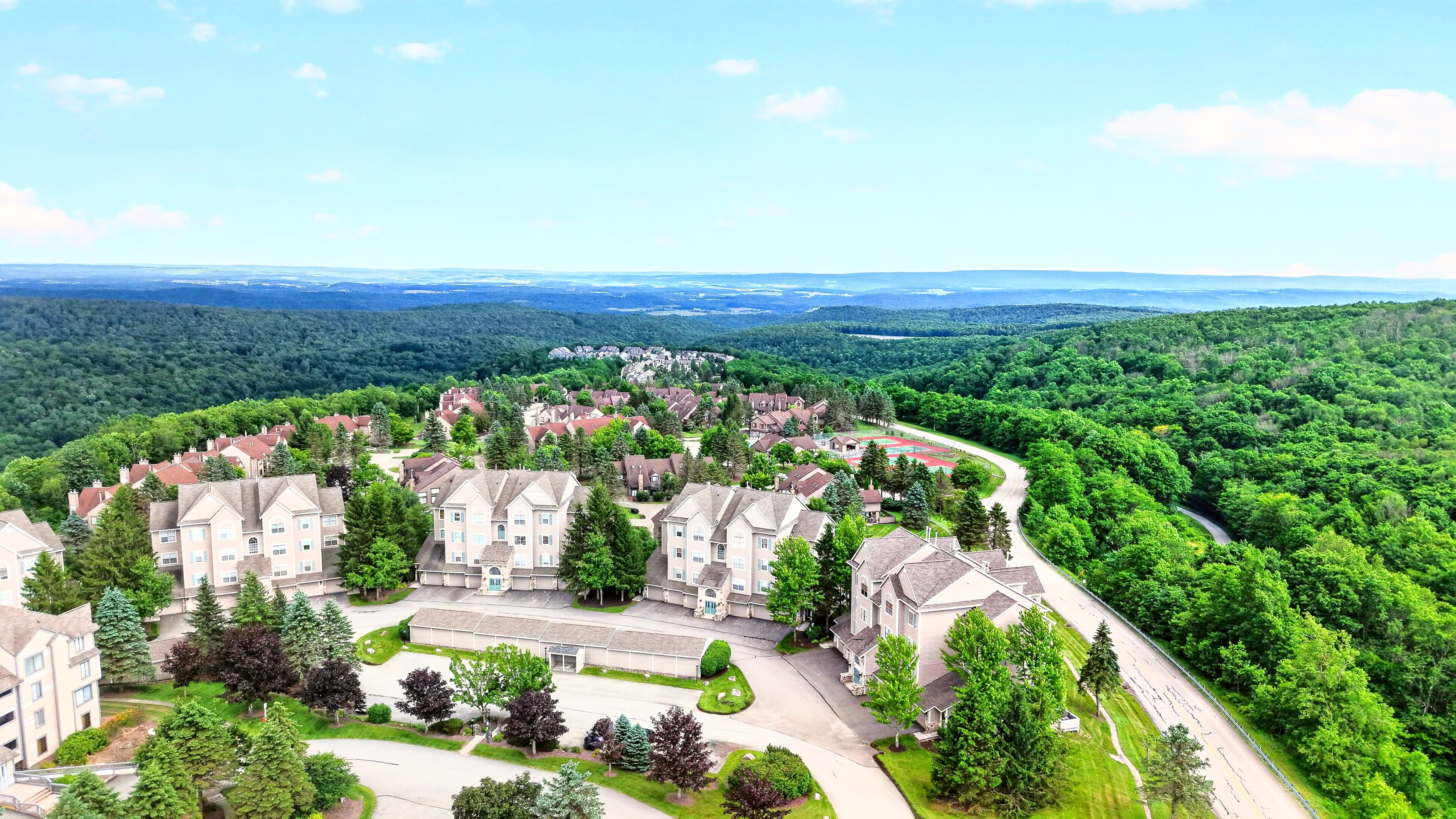  8134 Stonegate Drive, Champion, PA 15622 - 物件實景