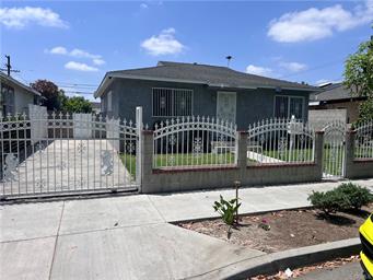 Los Angeles, California, 90002, United States, 4 Bedrooms Bedrooms, ,Residential,For Sale,1915787