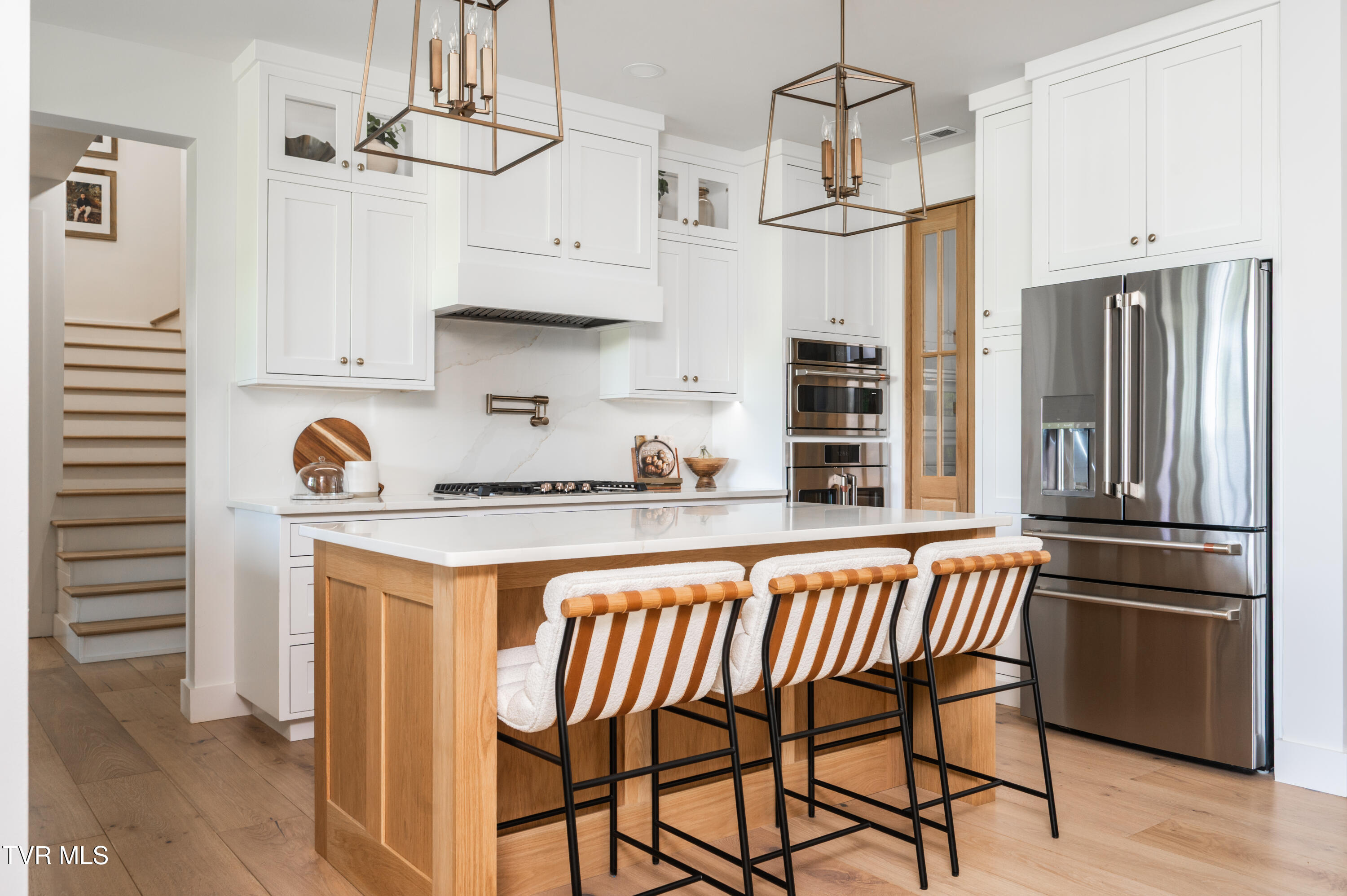 Kingsport, Tennessee, 37664, United States, 4 Bedrooms Bedrooms, ,4 BathroomsBathrooms,Residential,For Sale,1981214