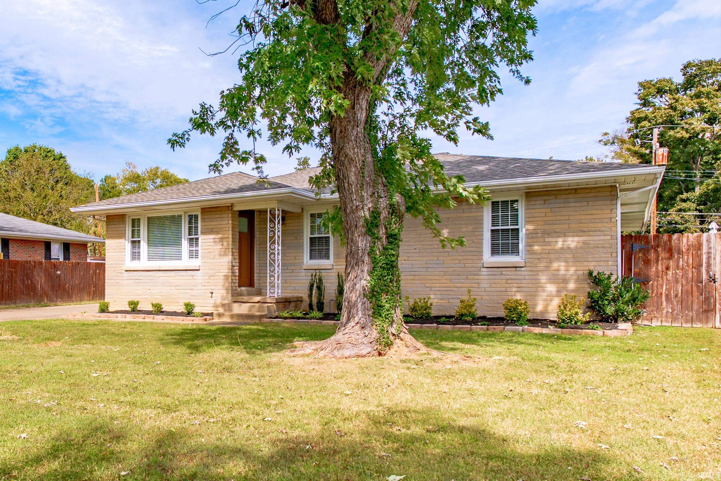 Harmon Ct, Evansville, IN 47711