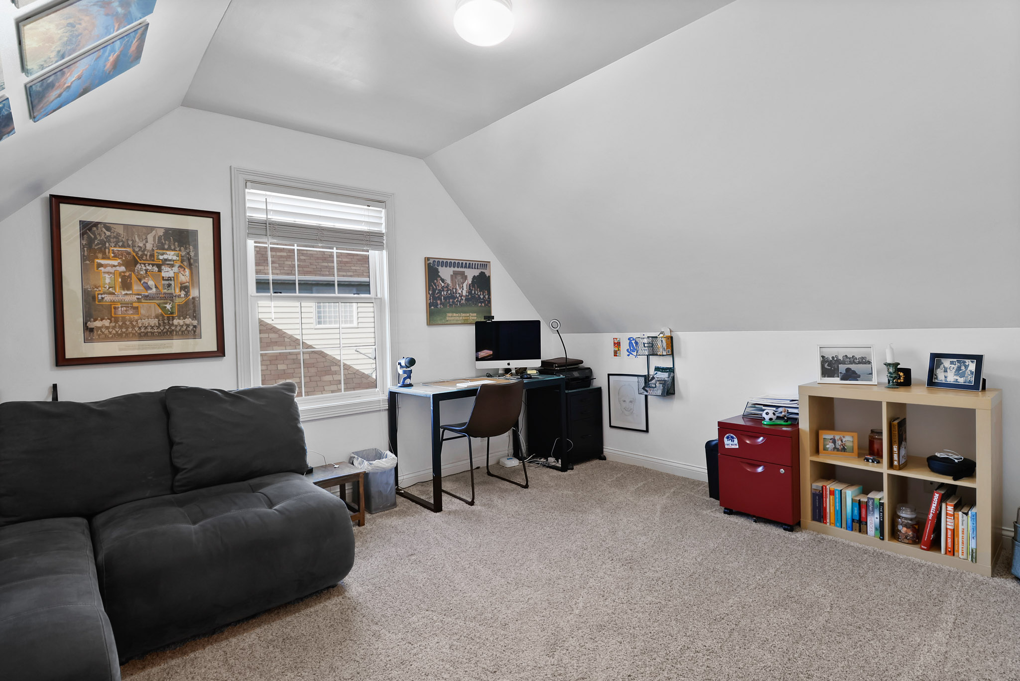 Valparaiso, Indiana, 46385, United States, 5 Bedrooms Bedrooms, ,3 BathroomsBathrooms,Residential,For Sale,1978231