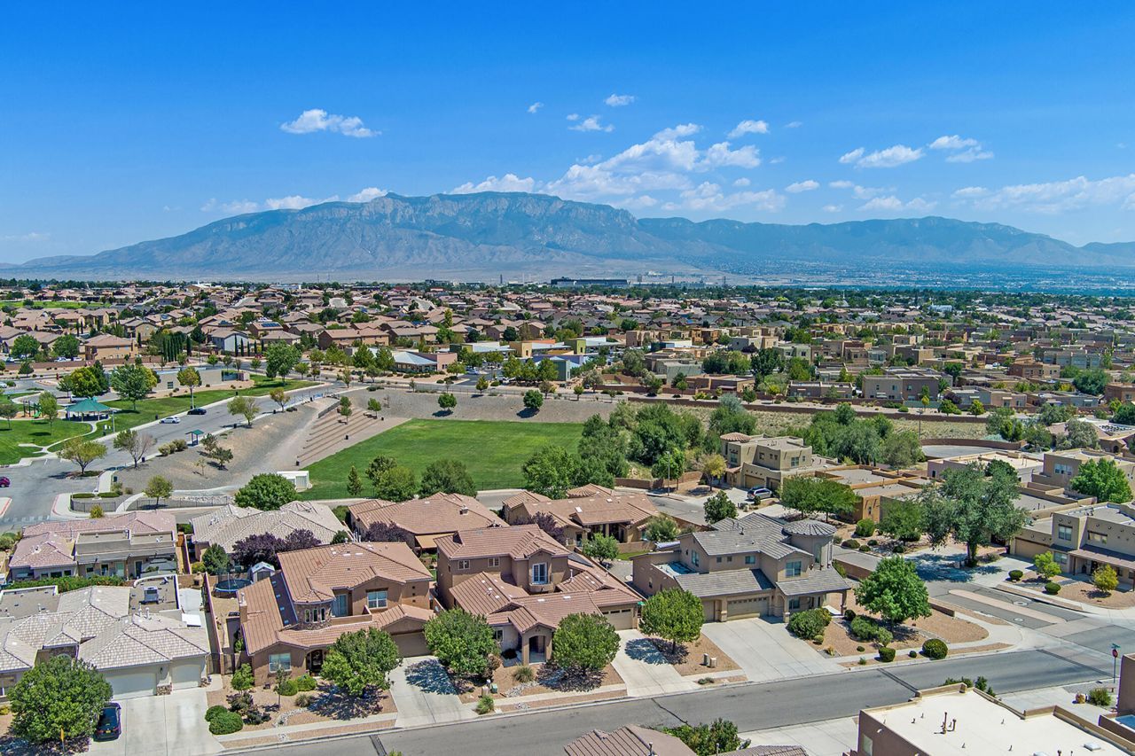 Rio Rancho, New Mexico, 87124, United States, 4 Bedrooms Bedrooms, ,3 BathroomsBathrooms,Residential,For Sale,1956048