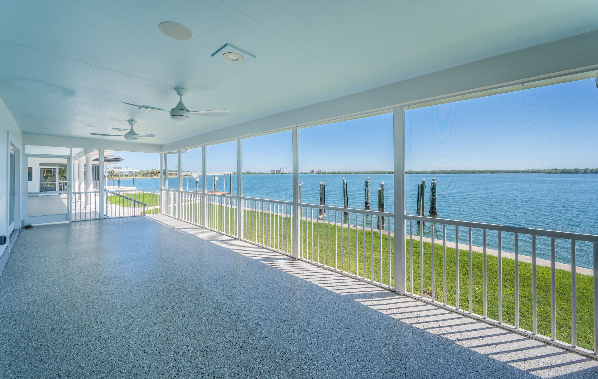 St Petersburg, Florida, 33715, United States, 4 Bedrooms Bedrooms, ,6 BathroomsBathrooms,Residential,For Sale,1978713