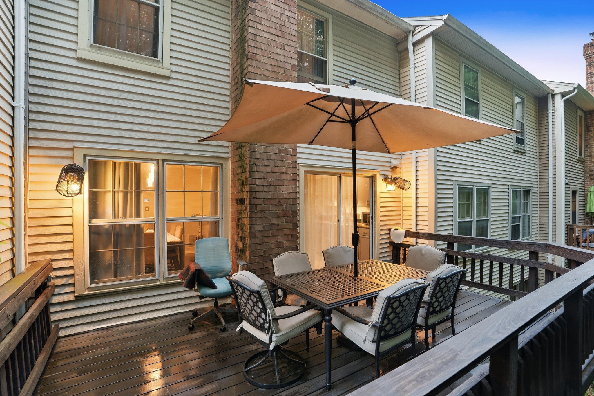  12222 Apple Orchard Court, Fairfax, VA, 22033 - 物件實景