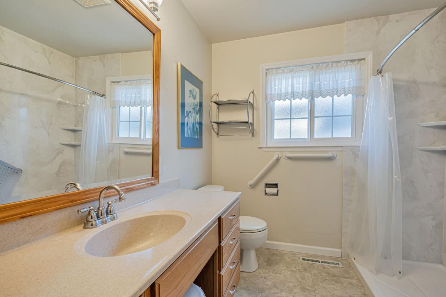 Watsonville, California, 95076, United States, 3 Bedrooms Bedrooms, ,2 BathroomsBathrooms,Residential,For Sale,1885327