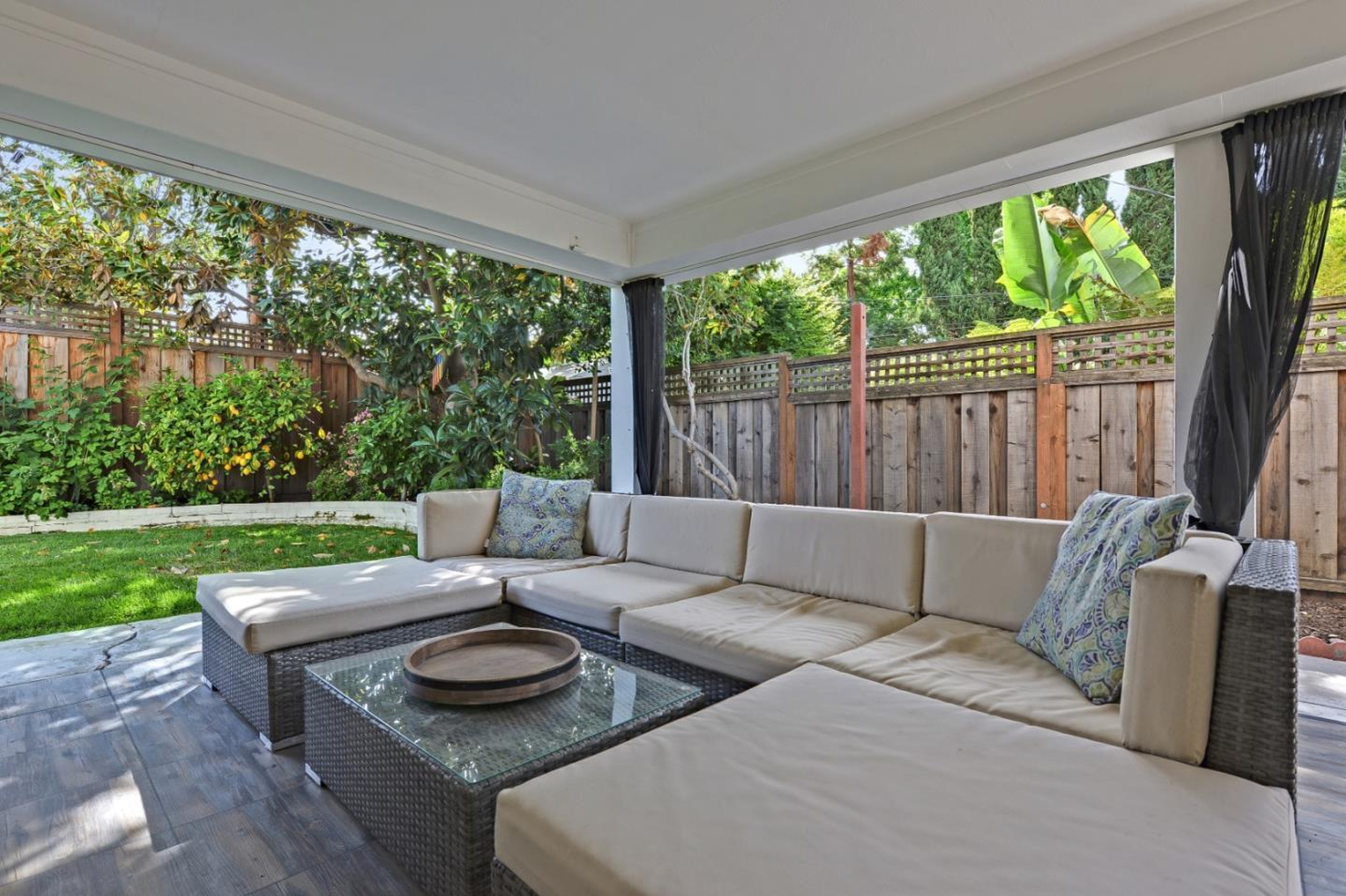  2610 Carson Street, Redwood City, CA 94061 - 物件實景