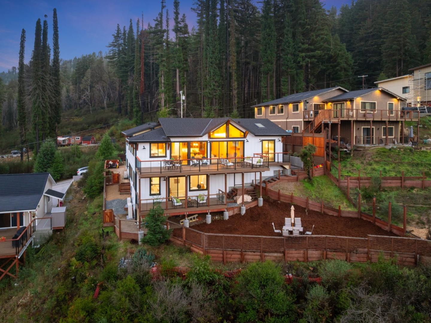 Boulder Creek, California, 95006, United States, 5 Bedrooms Bedrooms, ,4 BathroomsBathrooms,Residential,For Sale,1991450