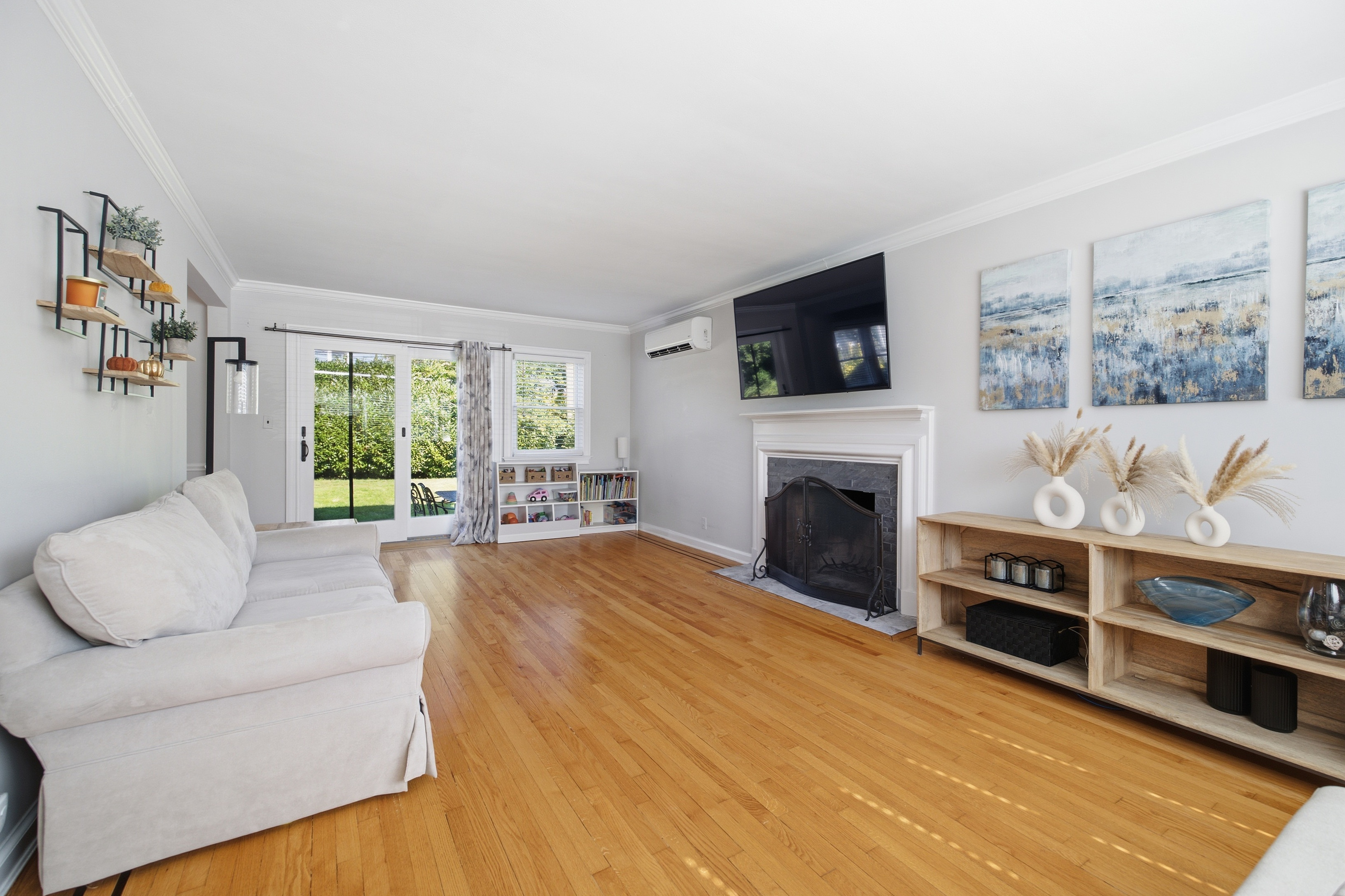 601 Lakeview Avenue, Rockville Centre, NY, 11570 - 物件實景