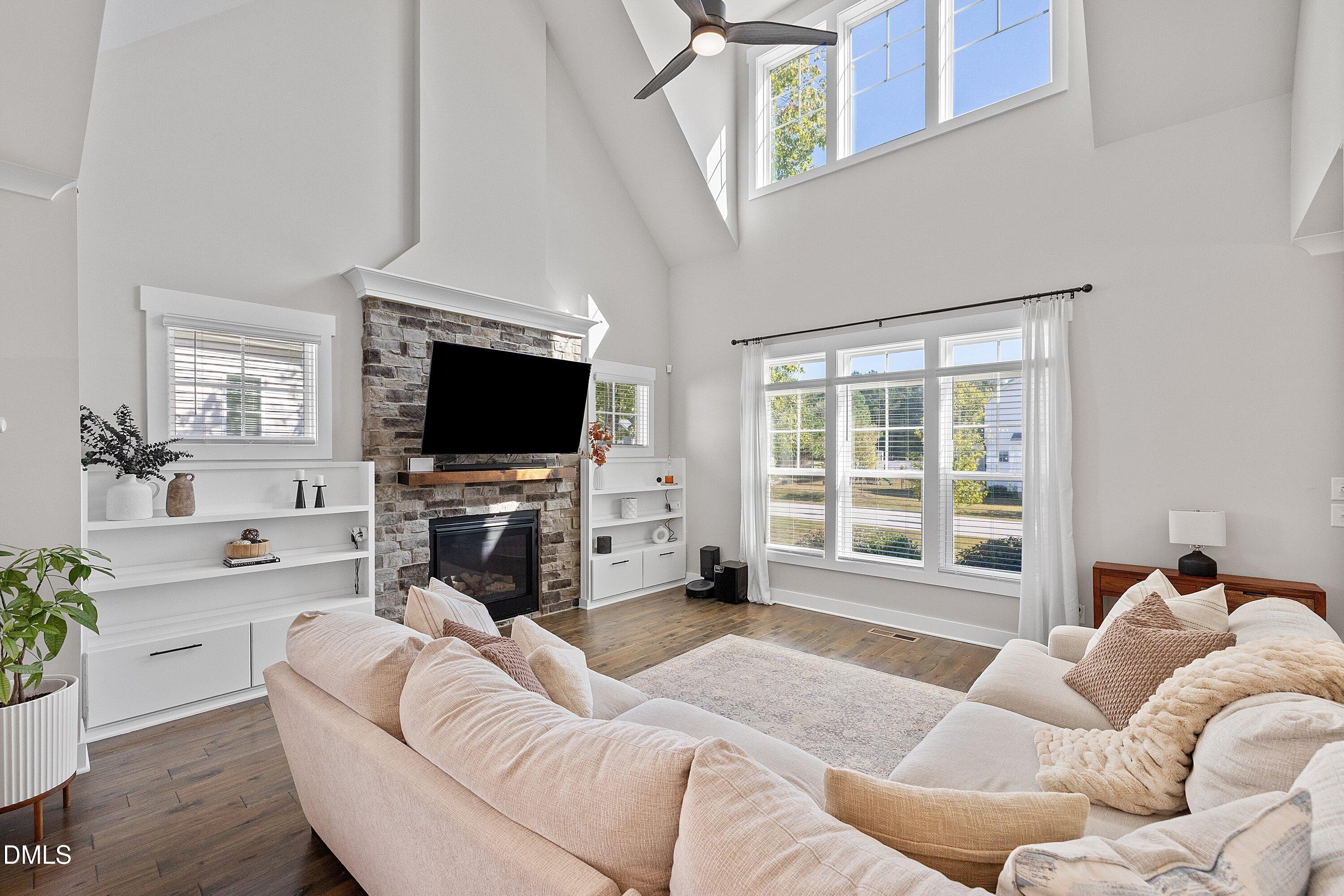 Youngsville, North Carolina, 27596, United States, 3 Bedrooms Bedrooms, ,3 BathroomsBathrooms,Residential,For Sale,1977975