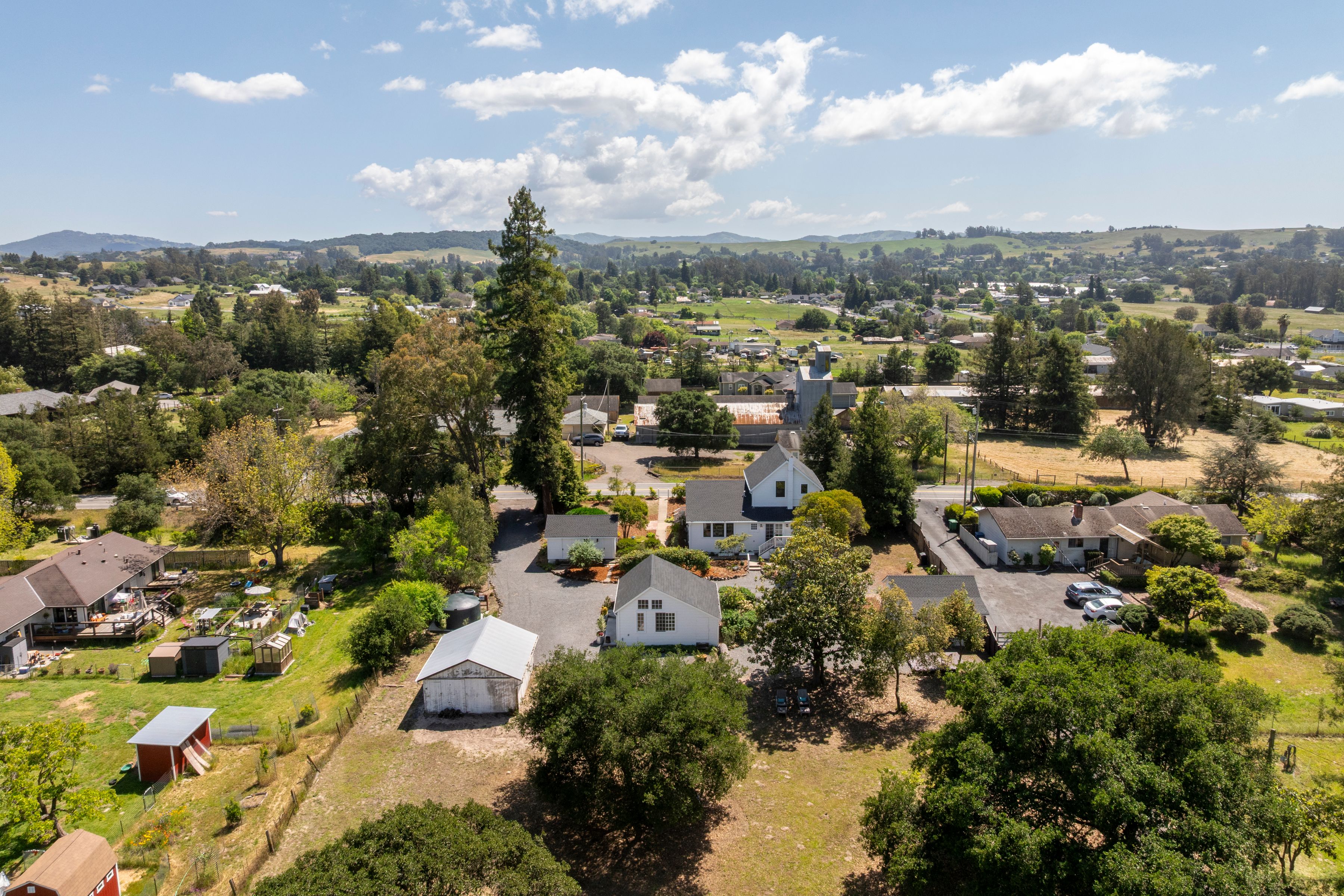  Farmhouse Retreat in Petaluma - 物件實景