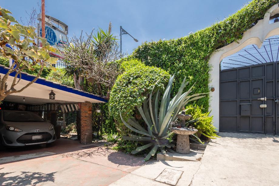 Tlalpan, Ciudad de México, 14630, Mexico, 4 Bedrooms Bedrooms, ,2 BathroomsBathrooms,Residential,For Sale,1819471