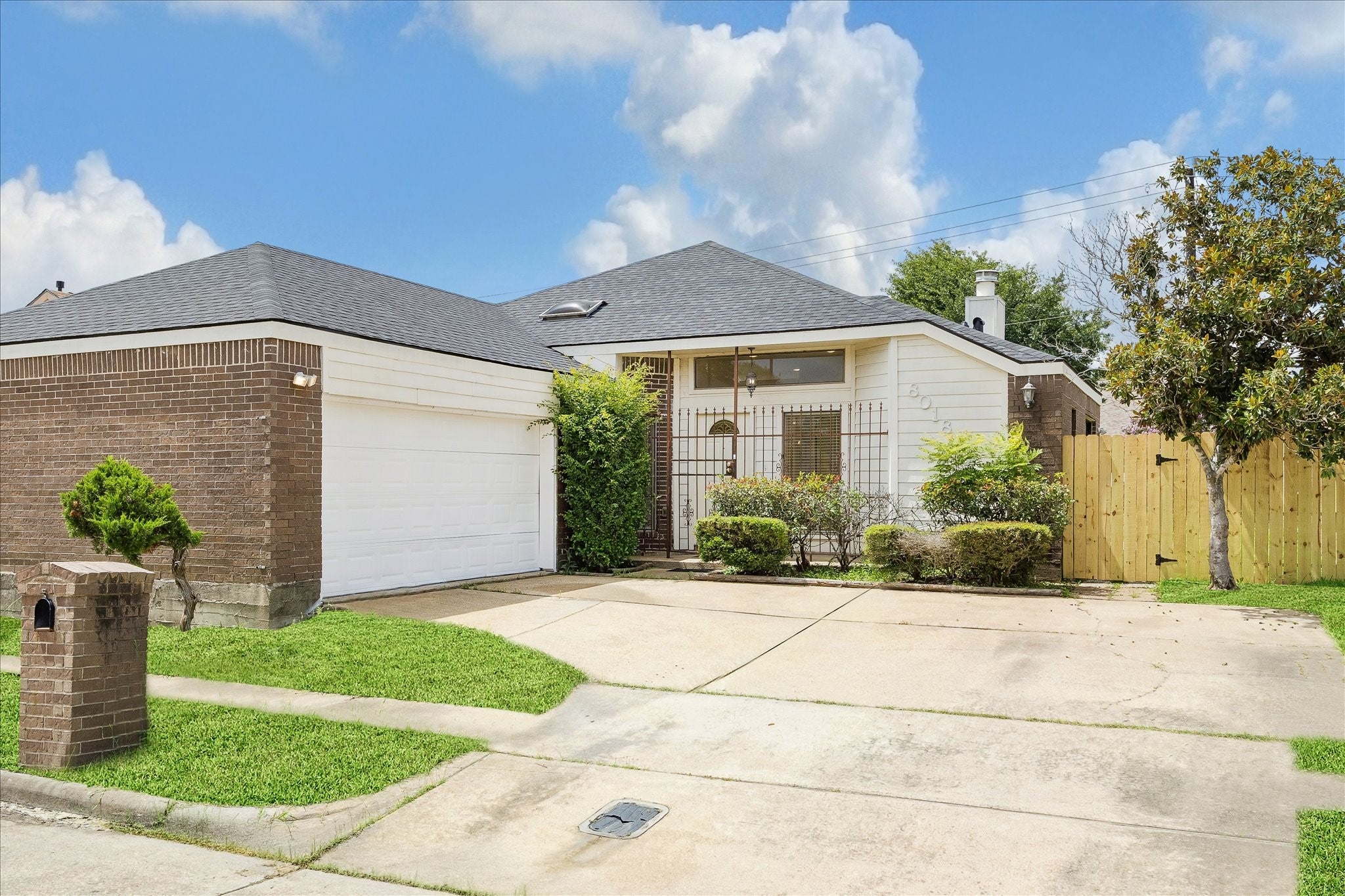Cobblefield Ln, Houston, TX 77071