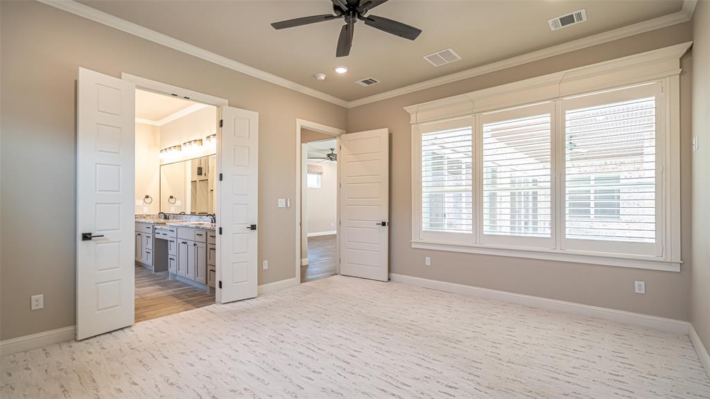 Granbury, Texas, 76048, United States, 3 Bedrooms Bedrooms, ,3 BathroomsBathrooms,Residential,For Sale,1996630