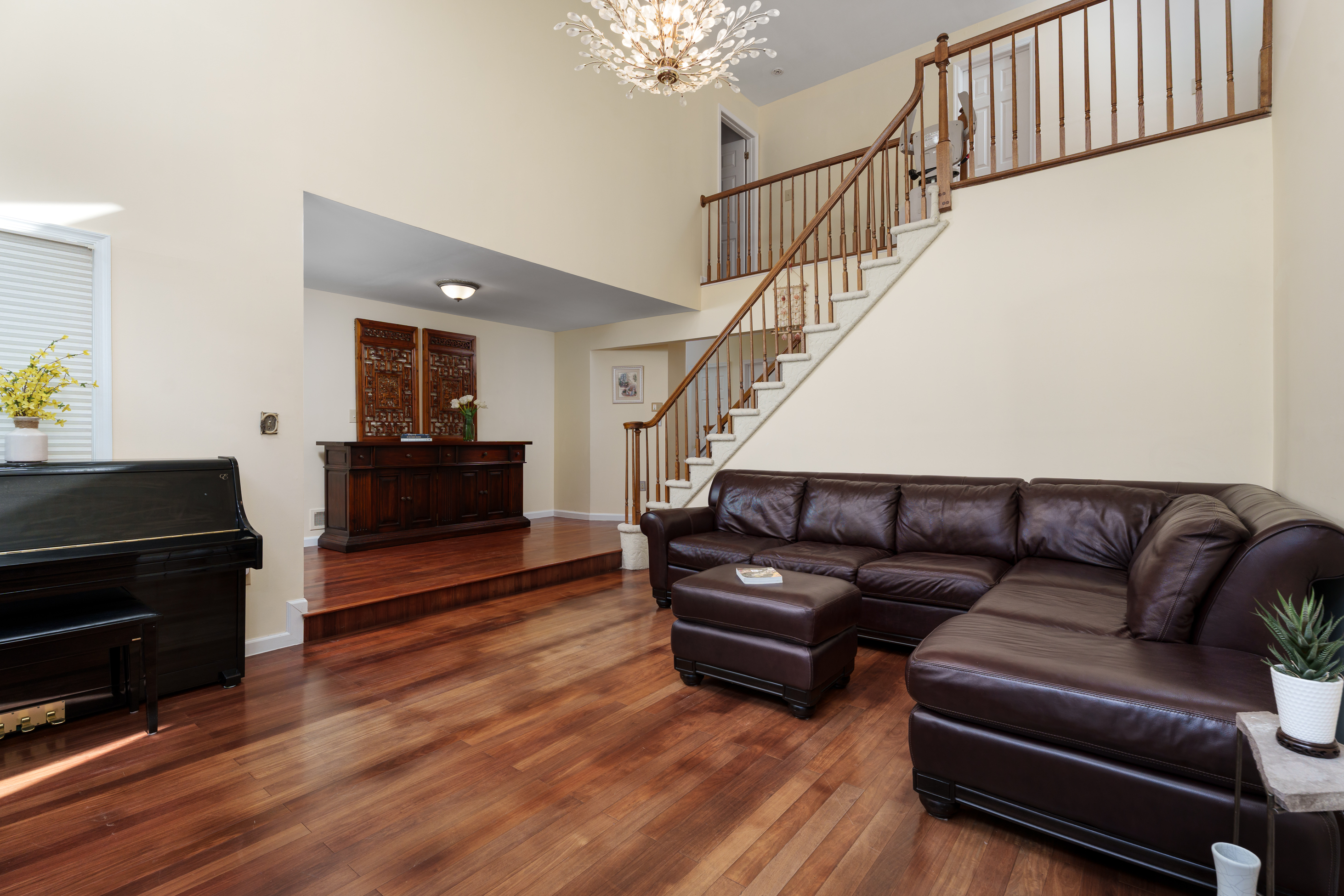  Sophisticated Comfort and a Prime Location - 物件實景