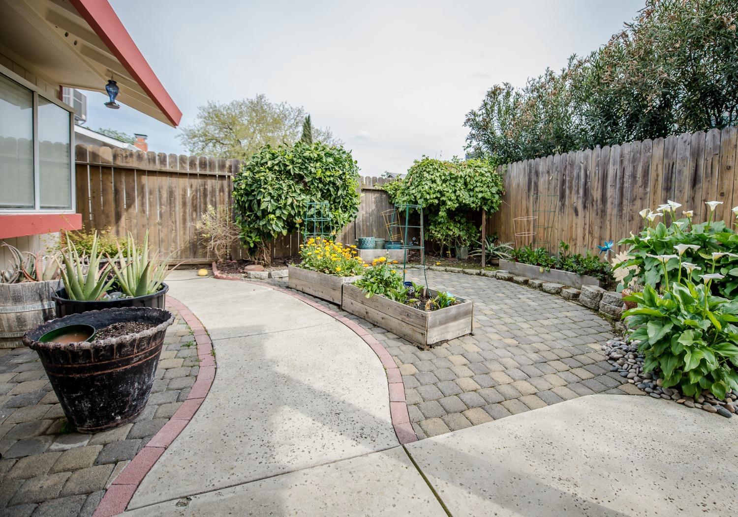 Woodland, California, 95695, United States, 3 Bedrooms Bedrooms, ,2 BathroomsBathrooms,Residential,For Sale,1847457