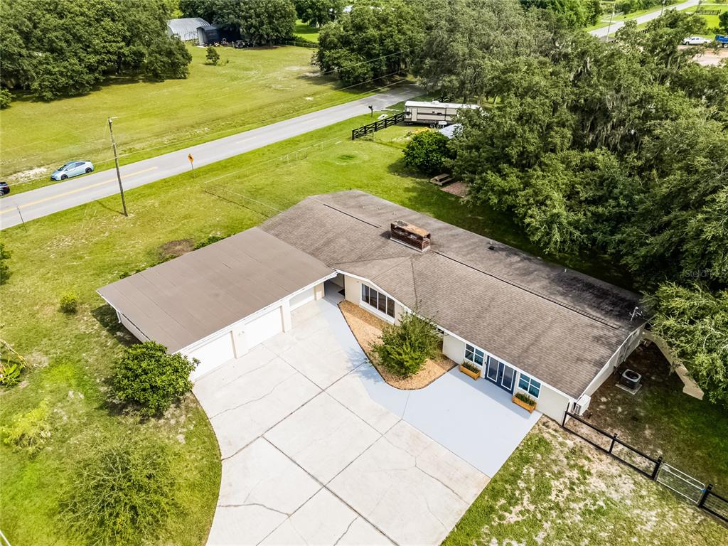 Geneva, Florida, 32732, United States, 3 Bedrooms Bedrooms, ,2 BathroomsBathrooms,Residential,For Sale,1897642