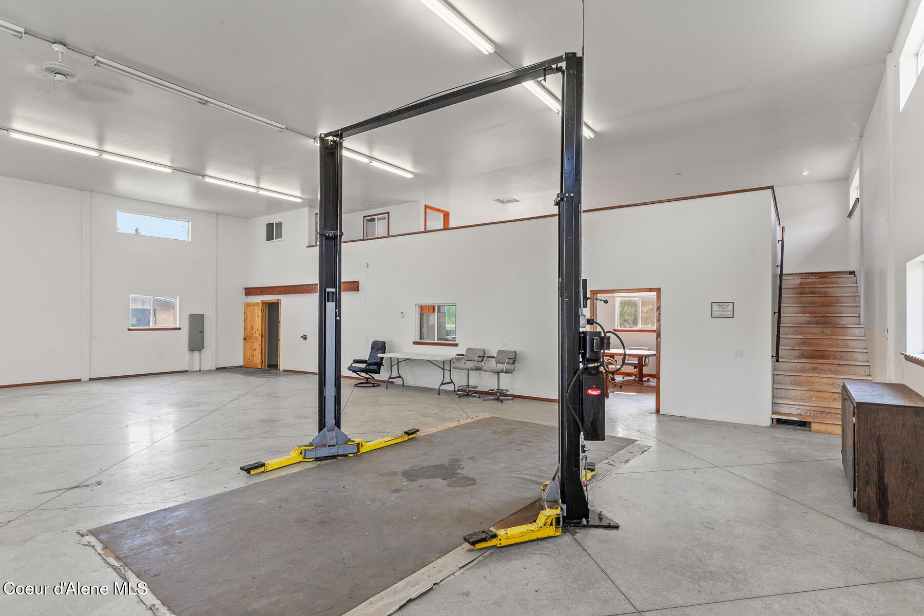 Rathdrum, Idaho, 83858, United States, 2 Bedrooms Bedrooms, ,1 BathroomBathrooms,Residential,For Sale,1981351