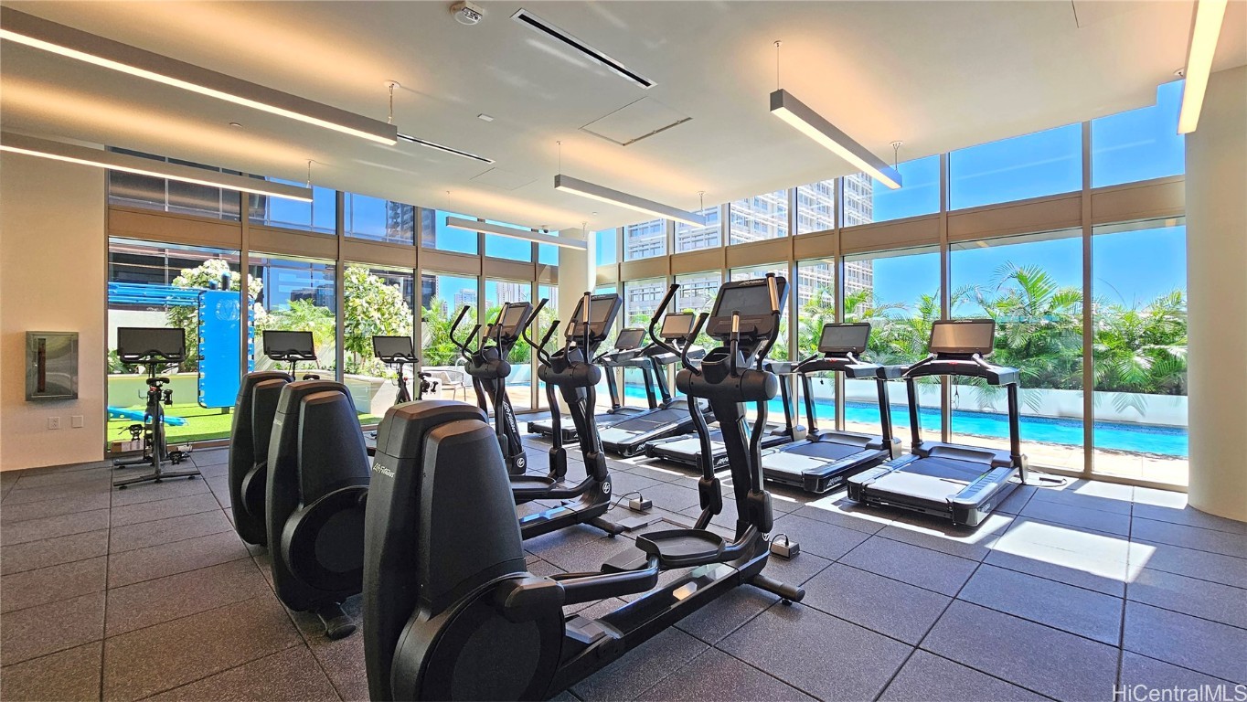 Honolulu, Hawaii, 96814, United States, 2 Bedrooms Bedrooms, ,2 BathroomsBathrooms,Residential,For Sale,1699927