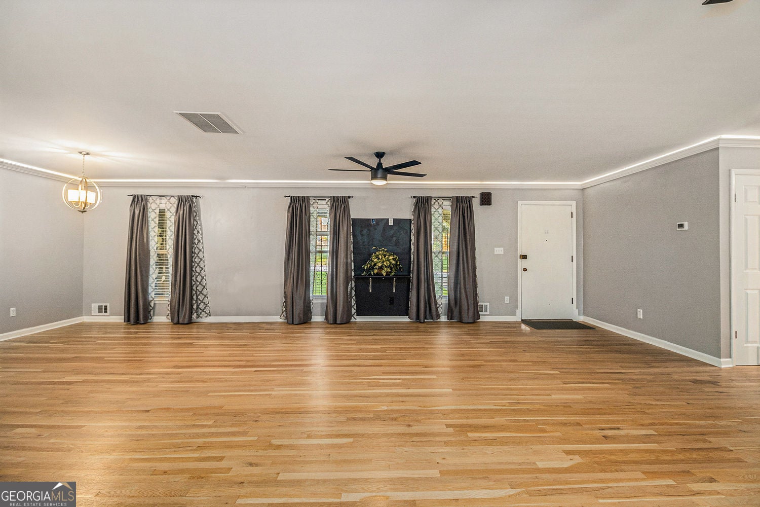 Tucker, Georgia, 30084, United States, 5 Bedrooms Bedrooms, ,3 BathroomsBathrooms,Residential,For Sale,1926716