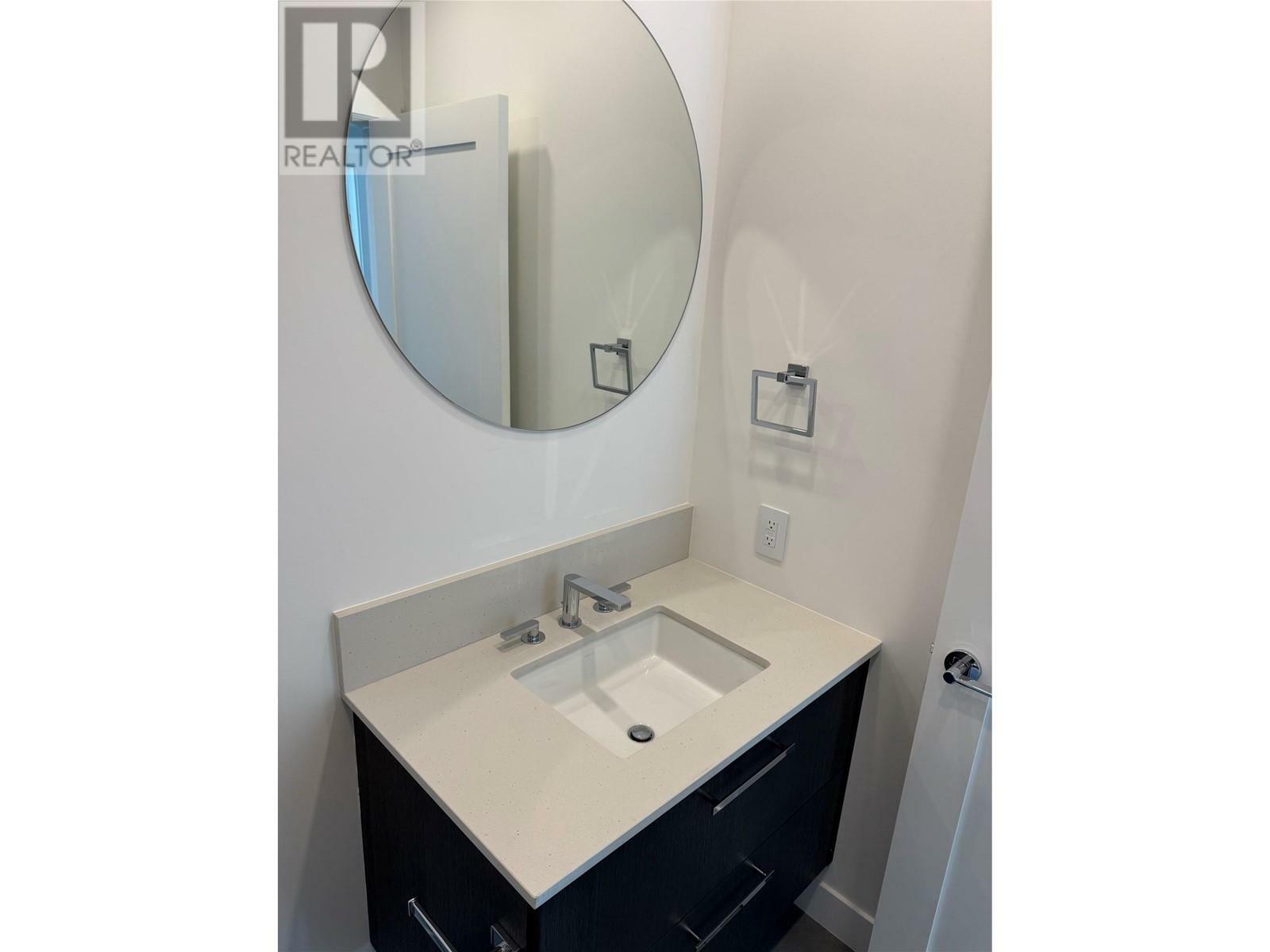 KELOWNA, British Columbia, V1W 3S9, CA, 2 Bedrooms Bedrooms, ,2 BathroomsBathrooms,Residential,For Sale,1882602