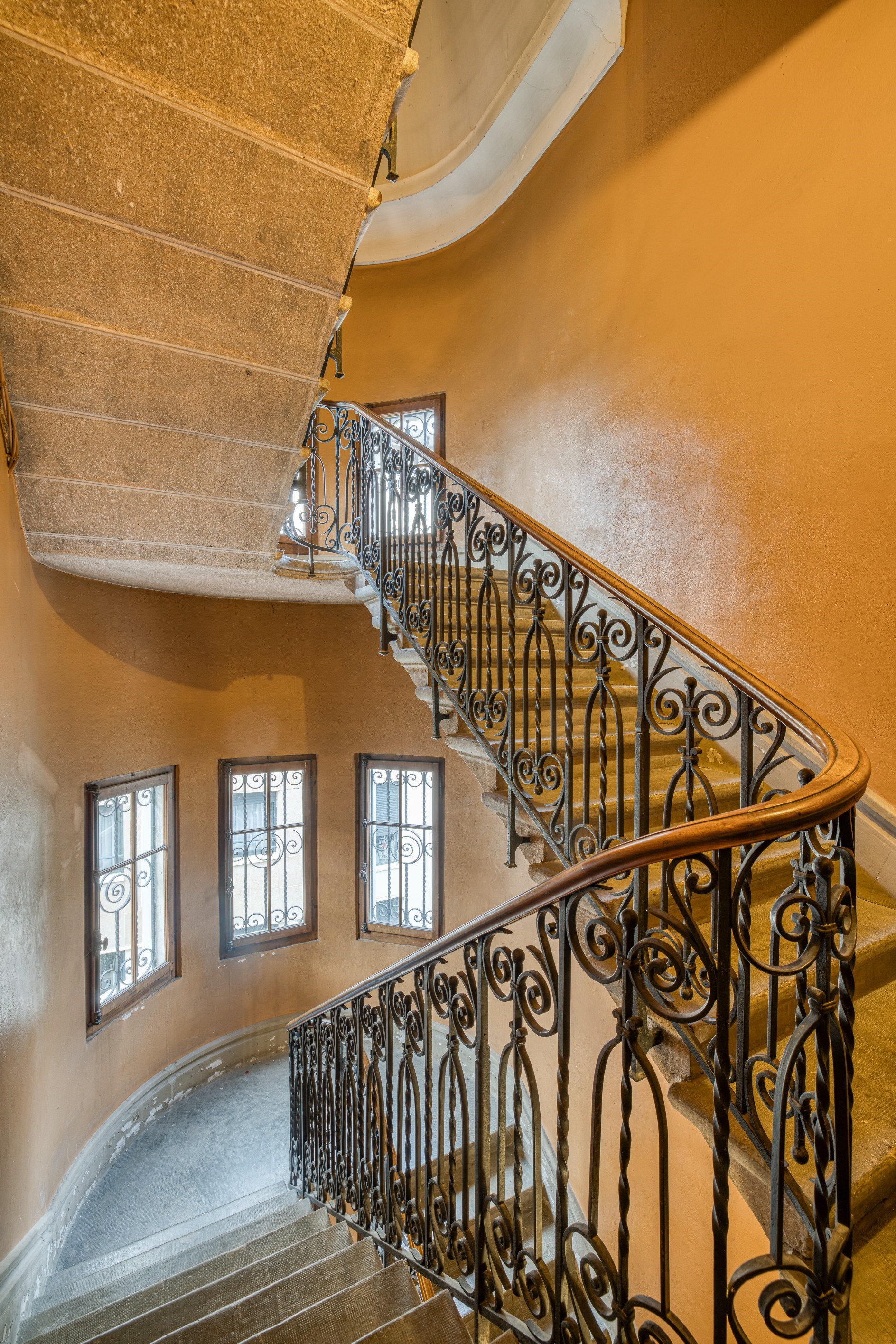  ANNECY - CLOSE TO THE CITY CENTRE AND LAKE - 127 m² BOURGEOIS APARTMENT - 物件實景