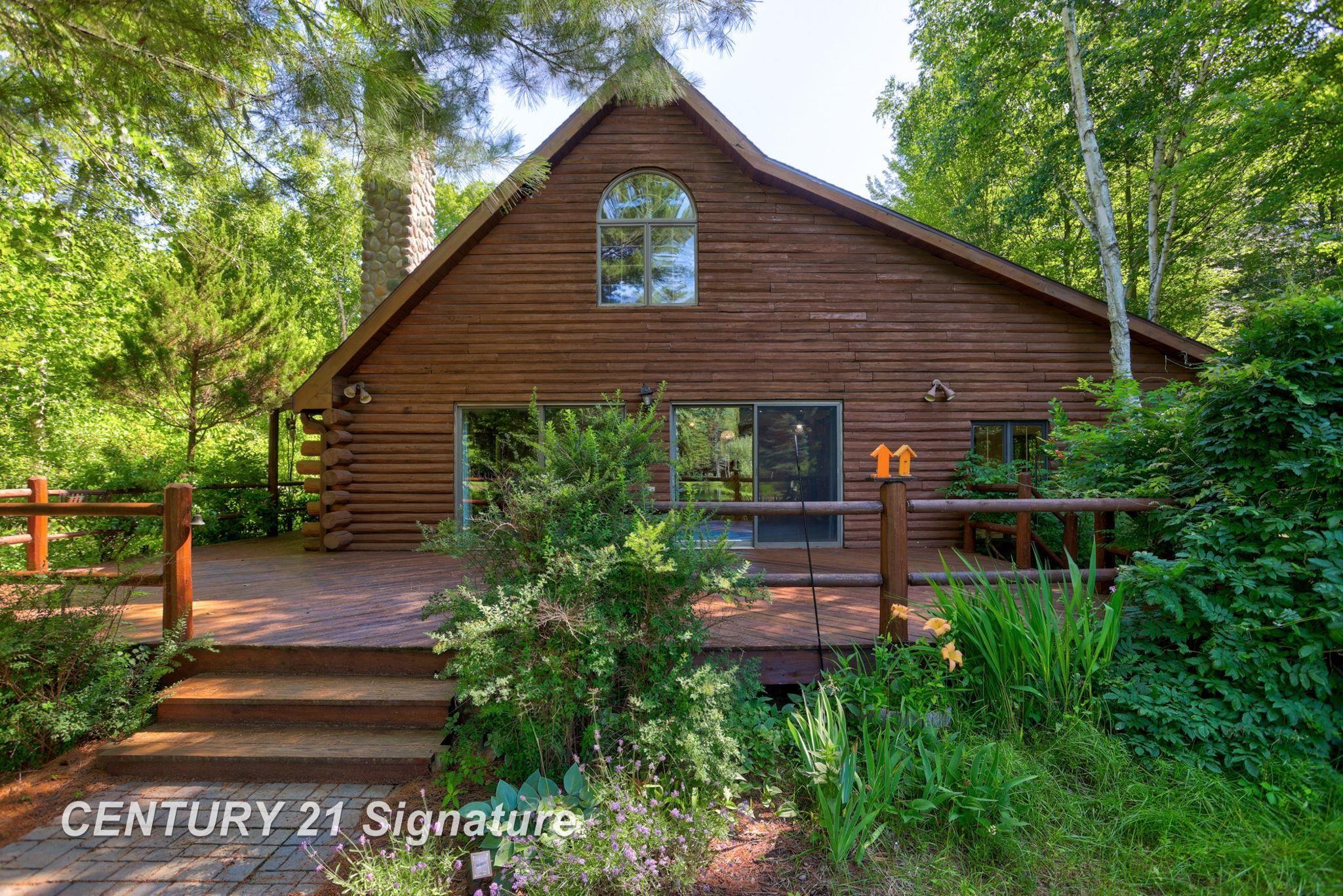 Chesaning, Michigan, 48616, United States, 4 Bedrooms Bedrooms, ,3 BathroomsBathrooms,Residential,For Sale,1980512