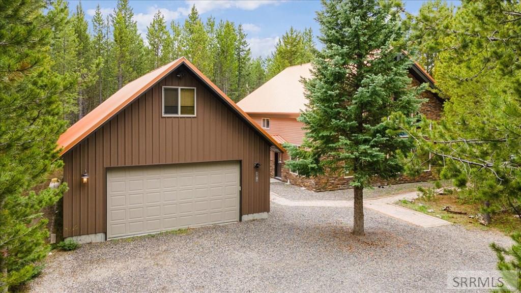 ISLAND PARK, Idaho, 83429, United States, 5 Bedrooms Bedrooms, ,3 BathroomsBathrooms,Residential,For Sale,2005843