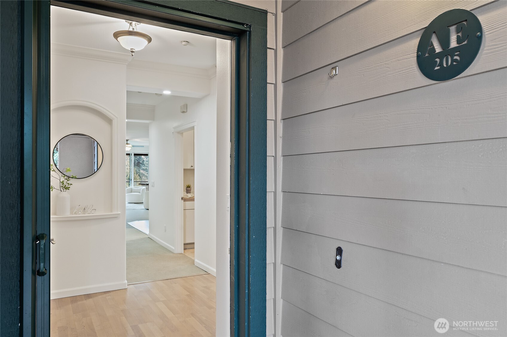 Tacoma, Washington, 98405, United States, 2 Bedrooms Bedrooms, ,2 BathroomsBathrooms,Residential,For Sale,2003445