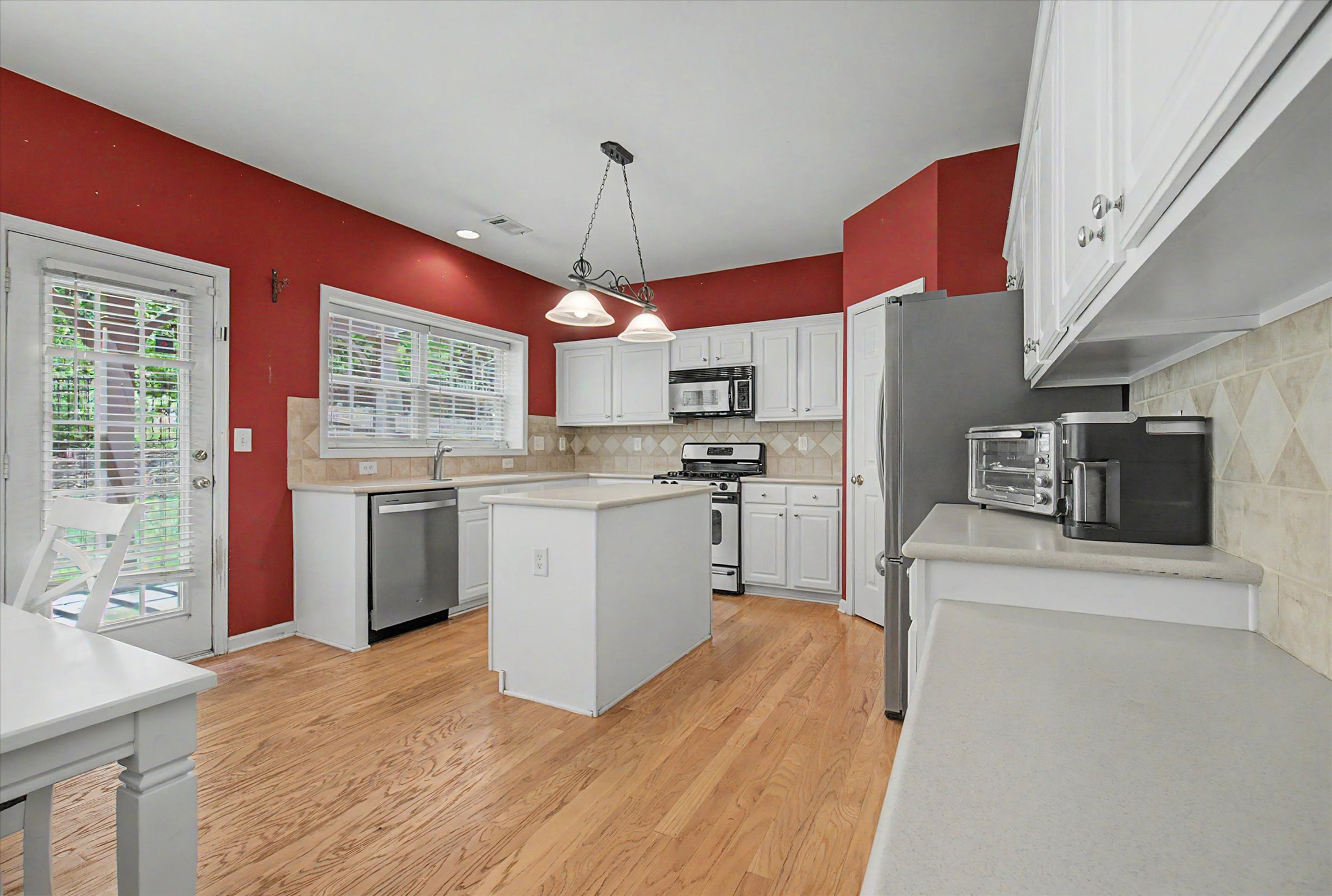  Unbeatable Value in Highly Sought-After Woodstock Neighborhood - 物件實景