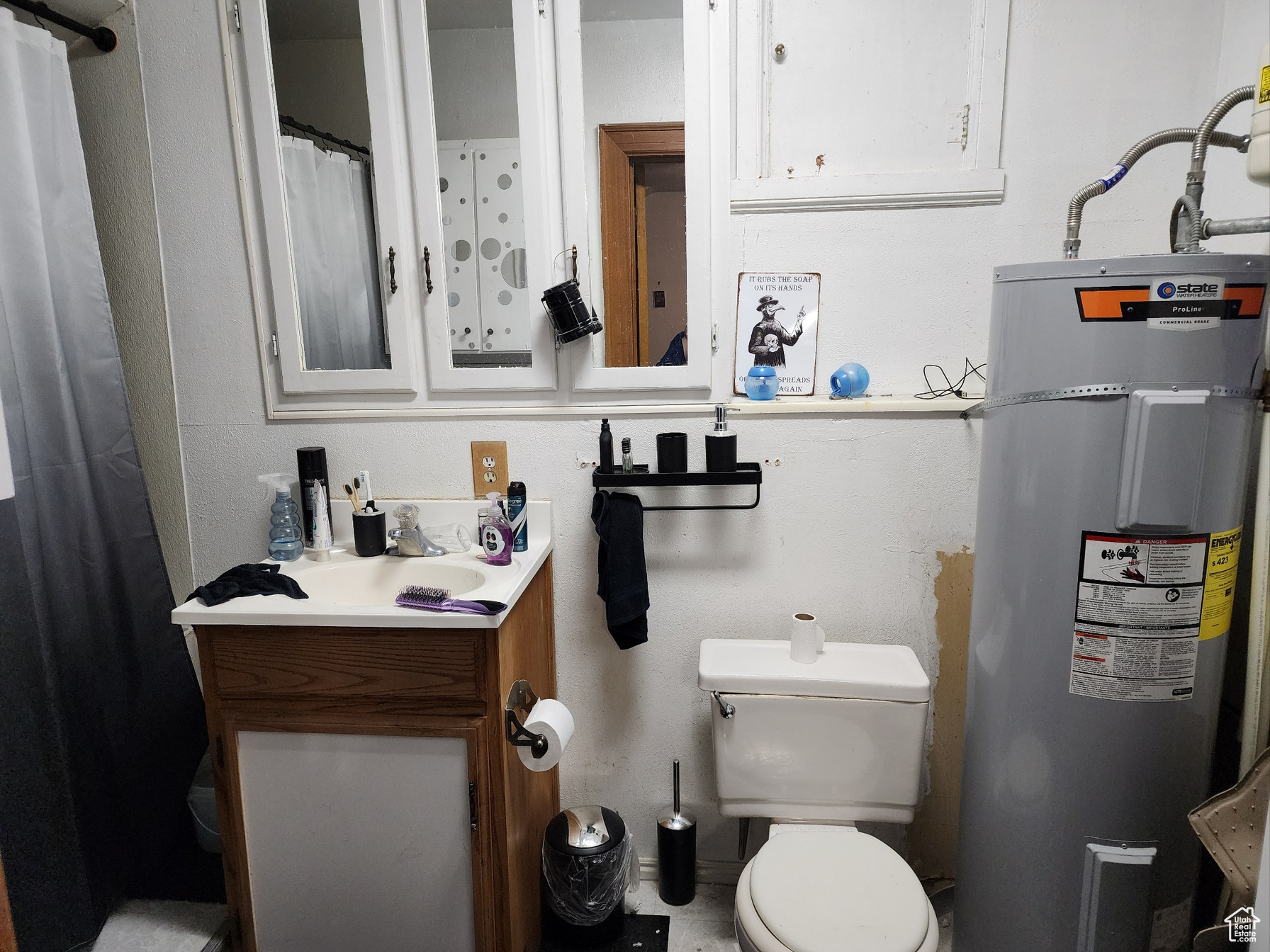 SALINA, Utah, 84654, United States, 16 Bedrooms Bedrooms, ,8 BathroomsBathrooms,Residential,For Sale,1874235