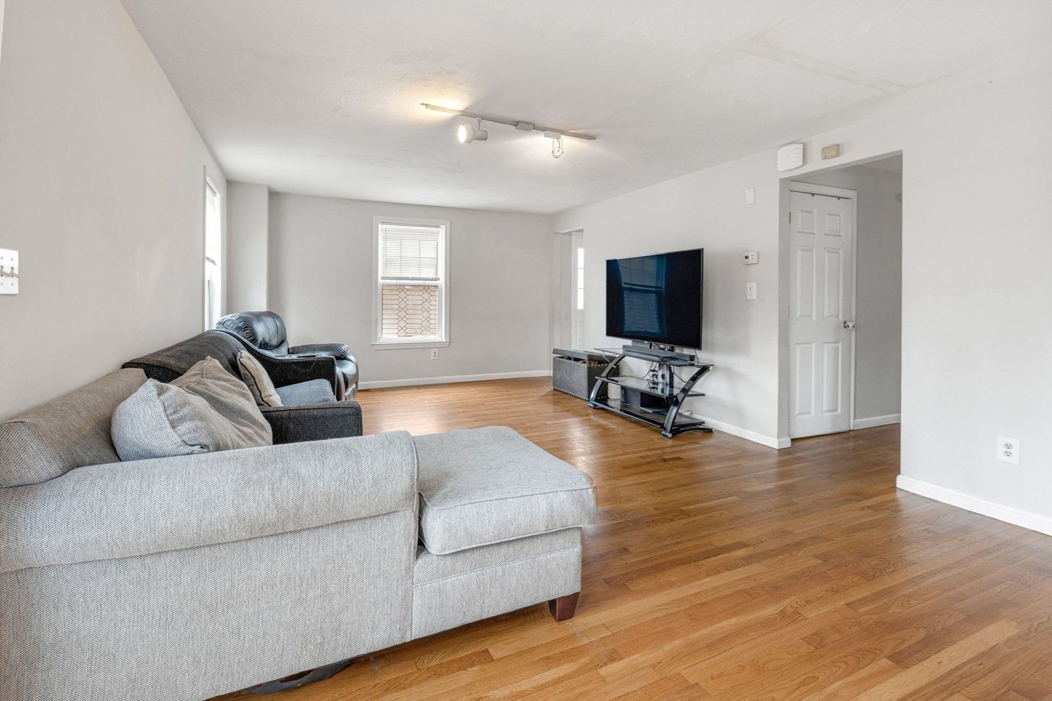  12 Palfrey Street, Boston, MA, 02131 - 物件實景