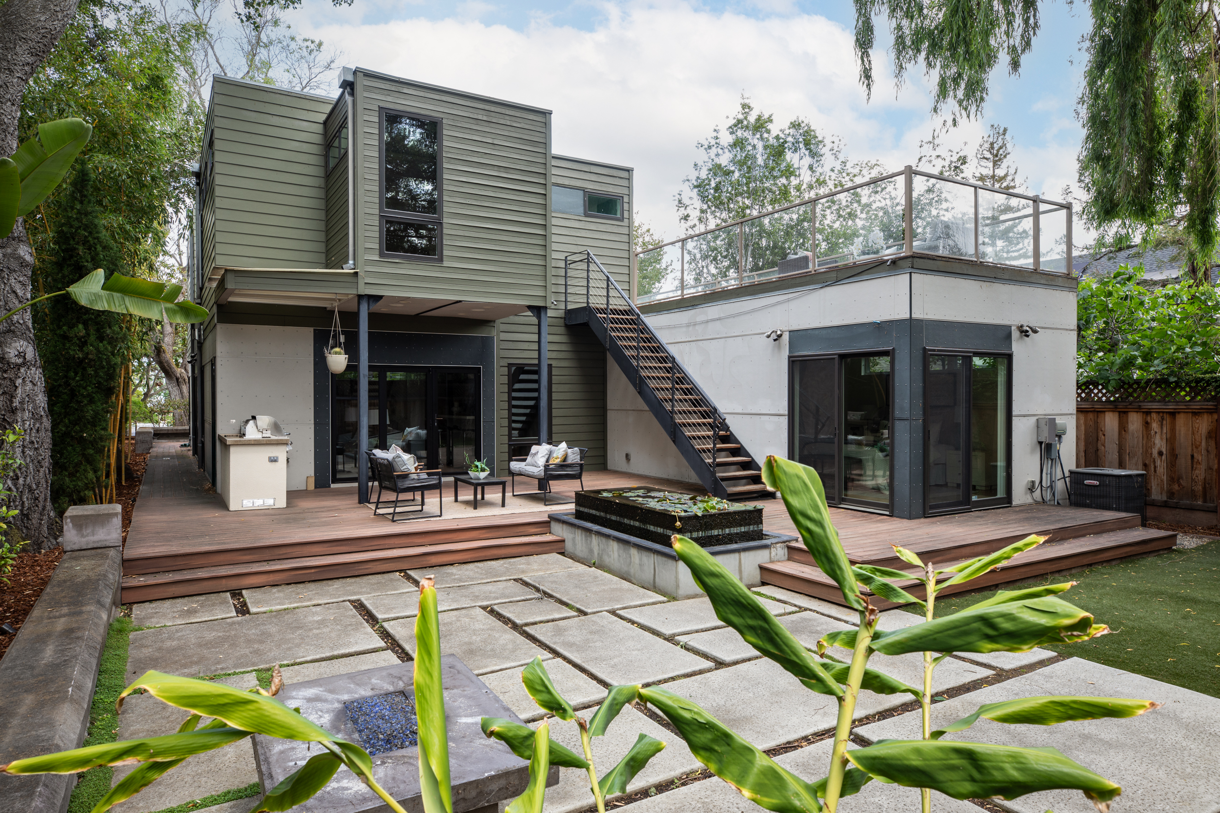  Intelligently Designed. Effortlessly Lived In. - 物件實景