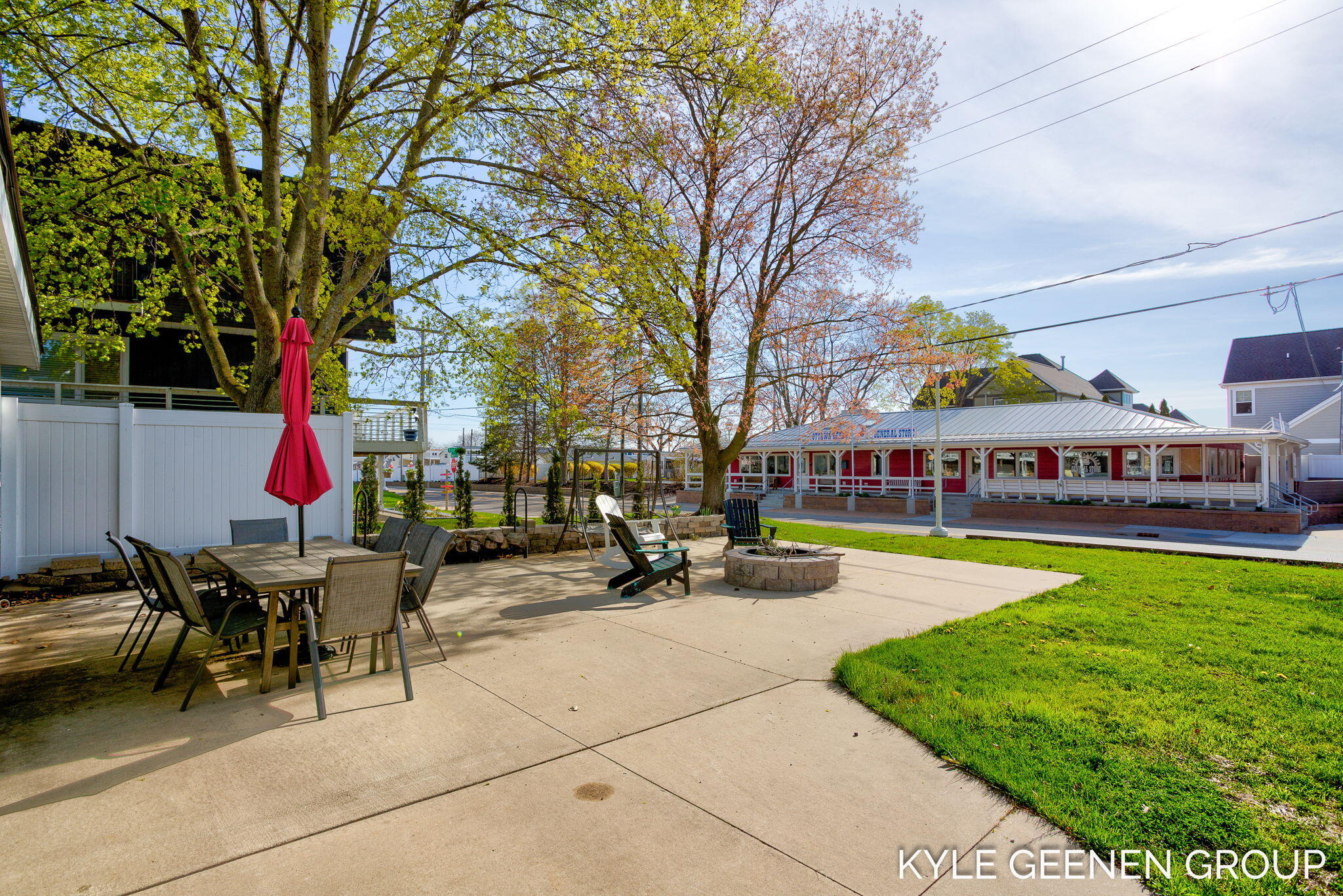 Auburn Ave, Holland, MI 49424 #1