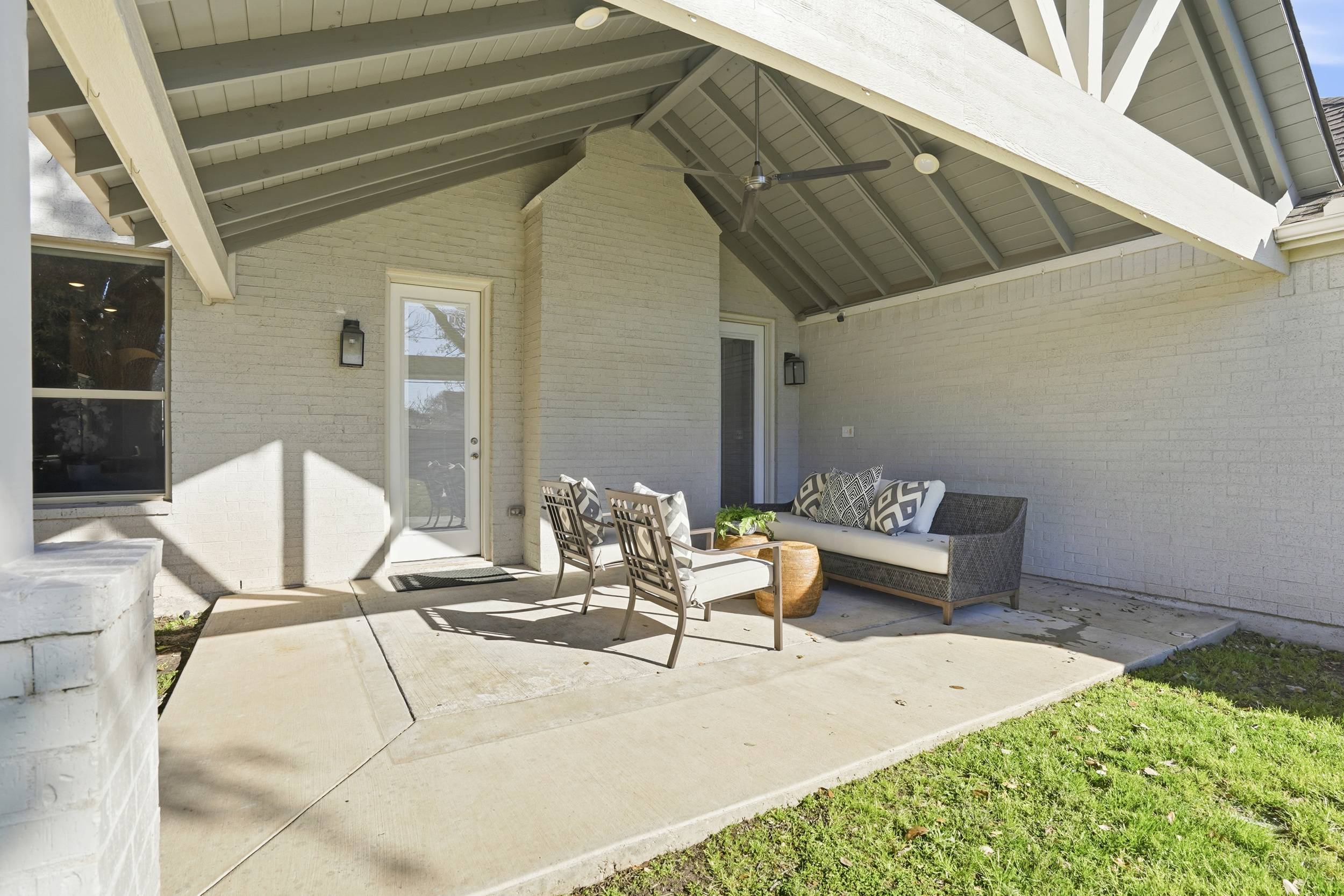  Charming Traditional in River District - 物件實景