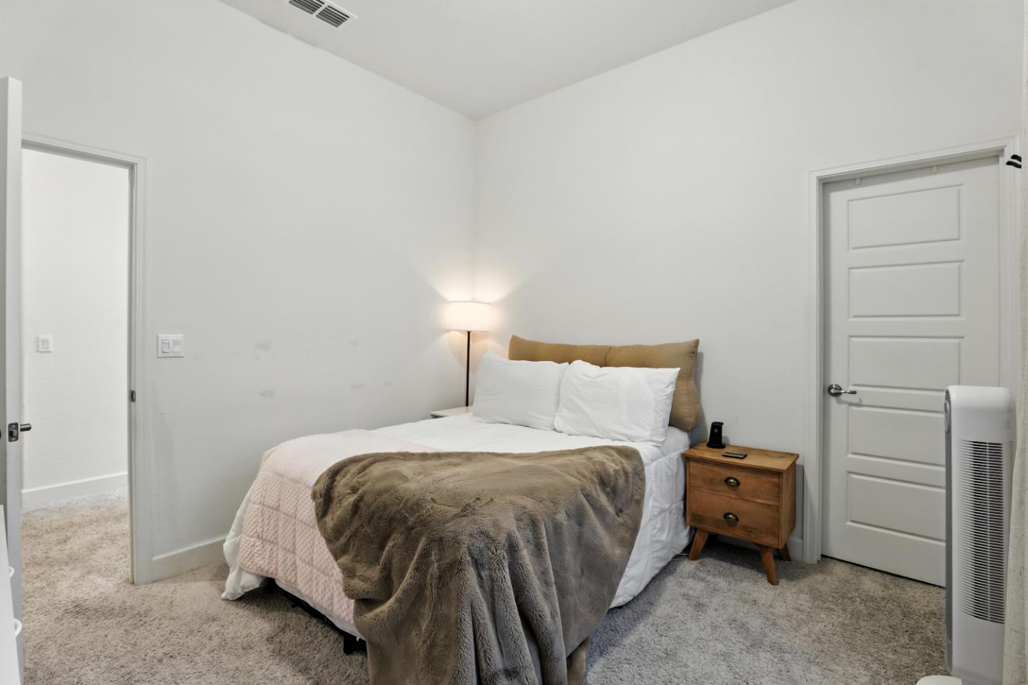 Sacramento, California, 95835, United States, 4 Bedrooms Bedrooms, ,3 BathroomsBathrooms,Residential,For Sale,1890575