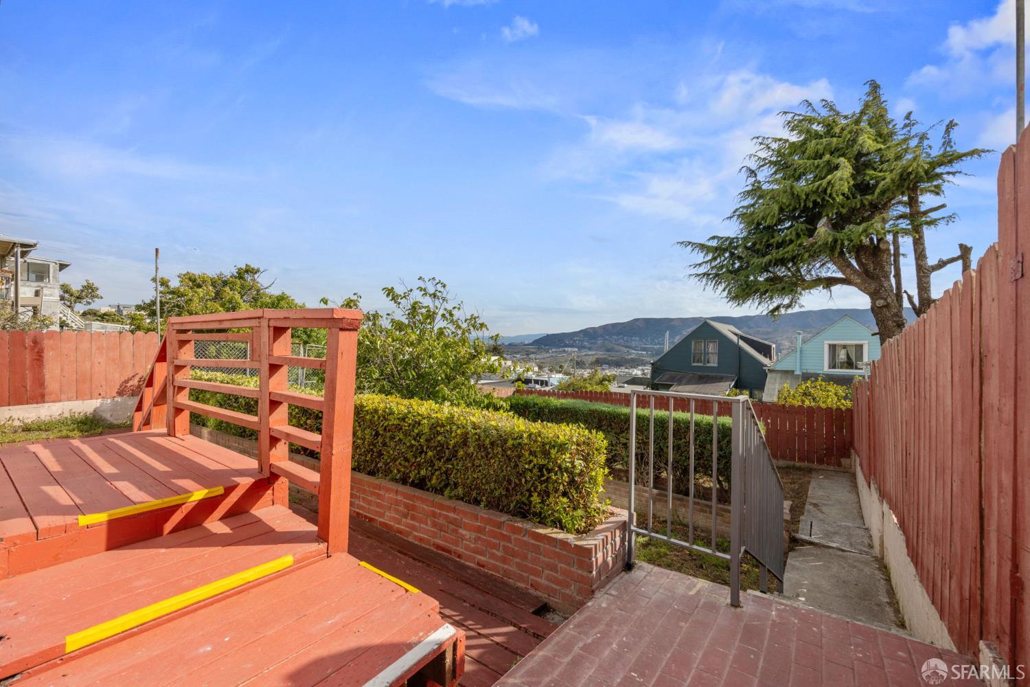 San Francisco, California, 94134, United States, 4 Bedrooms Bedrooms, ,3 BathroomsBathrooms,Residential,For Sale,1950995