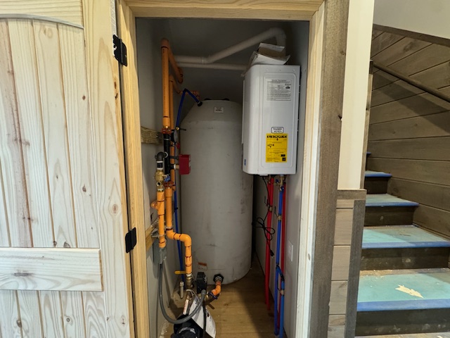 Sevierville, Tennessee, 37862, United States, 5 Bedrooms Bedrooms, ,7 BathroomsBathrooms,Residential,For Sale,2000383