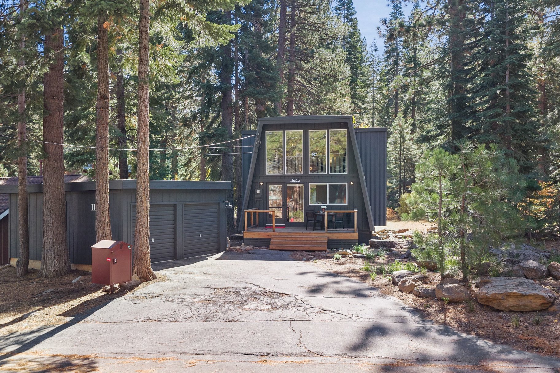  Modern Mountain Retreat Backing to Forest Service Land - 物件實景