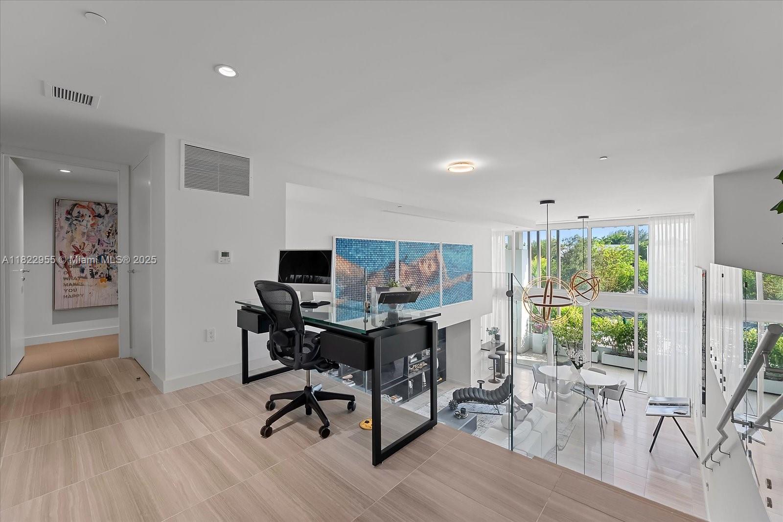 Miami Beach, Florida, 33140, United States, 4 Bedrooms Bedrooms, ,5 BathroomsBathrooms,Residential,For Sale,1949719