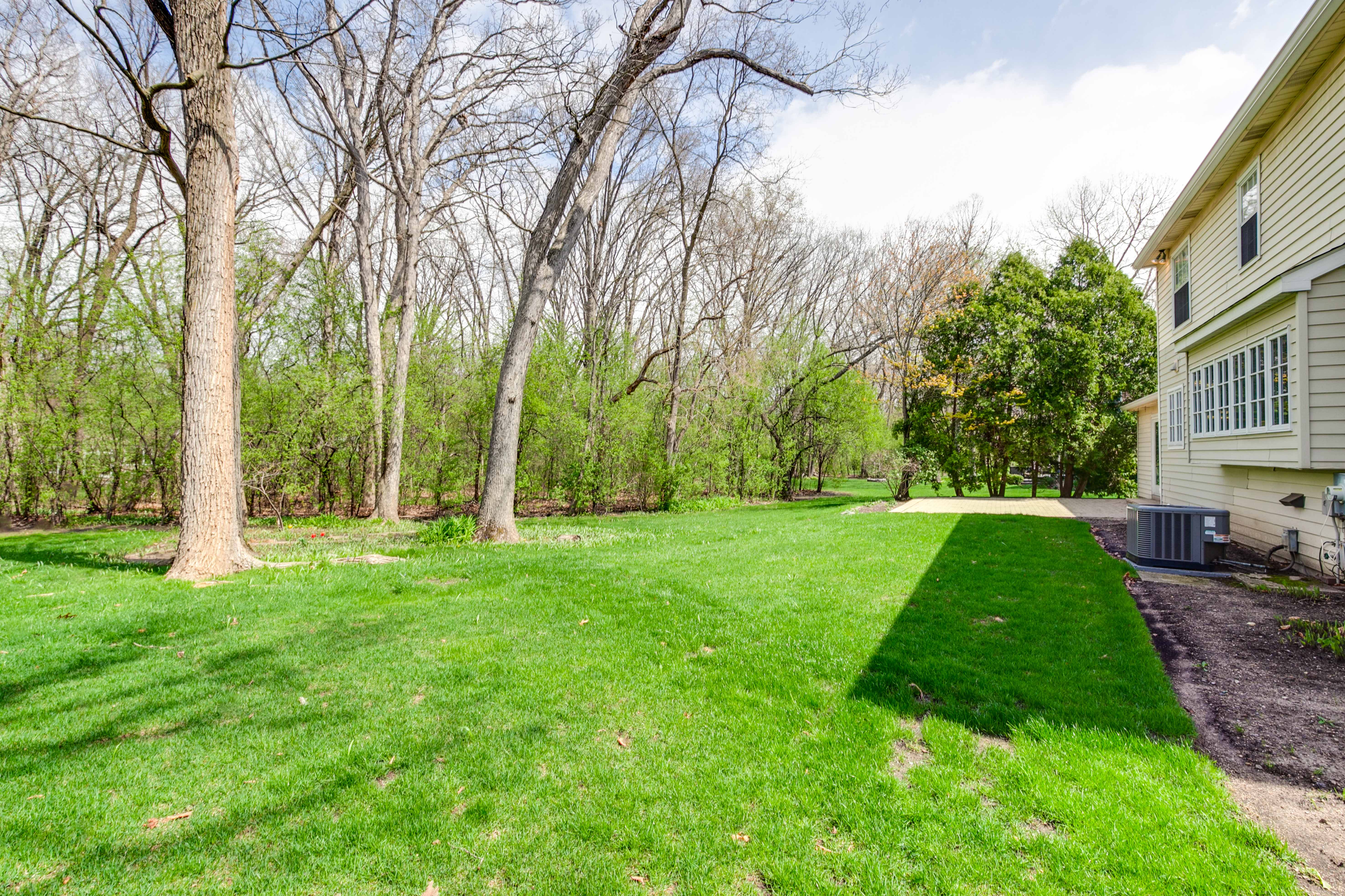  Welcome to this Lovely Colonial Home - 物件實景