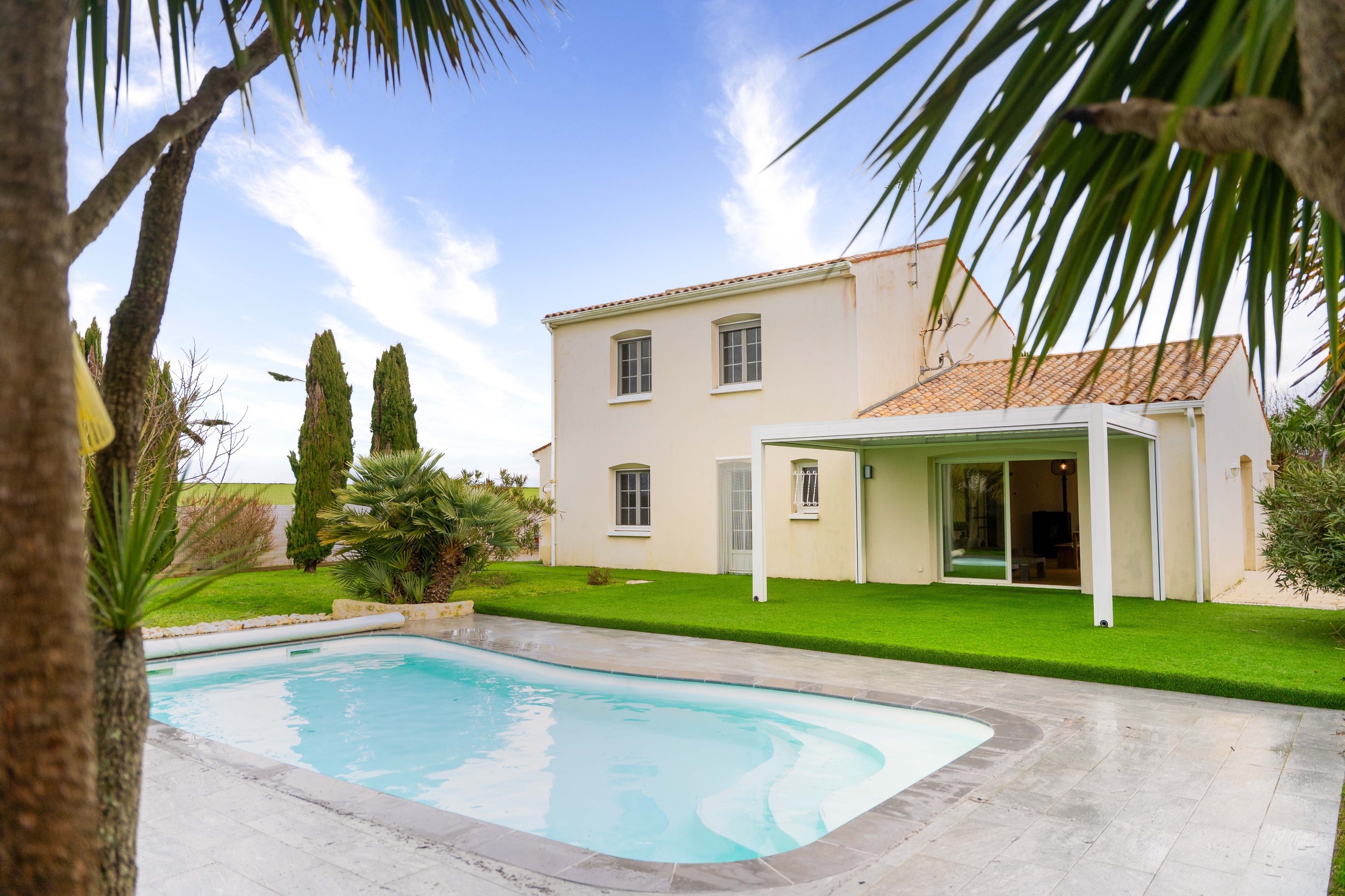  Contemporary Villa Just 10 Minutes from the Beaches - 物件實景