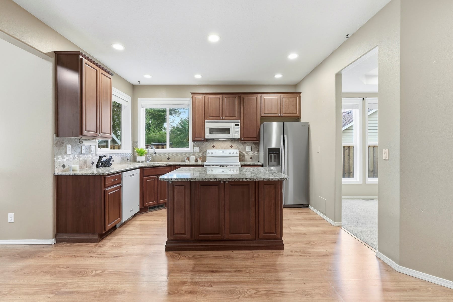  29411 SW CAMELOT ST Wilsonville, OR 97070 - 物件實景