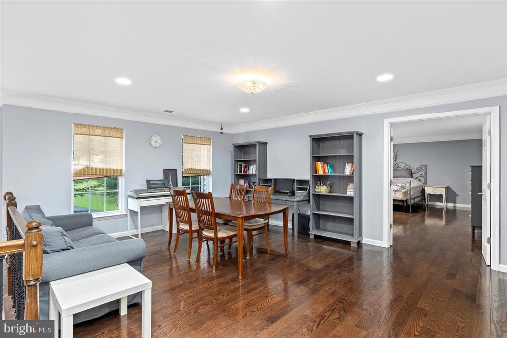 Spotsylvania, Virginia, 22553, United States, 4 Bedrooms Bedrooms, ,5 BathroomsBathrooms,Residential,For Sale,1895881