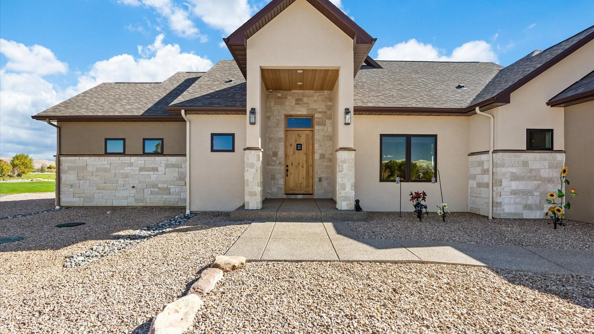 Grand Junction, Colorado, 81505, United States, 3 Bedrooms Bedrooms, ,3 BathroomsBathrooms,Residential,For Sale,1991667