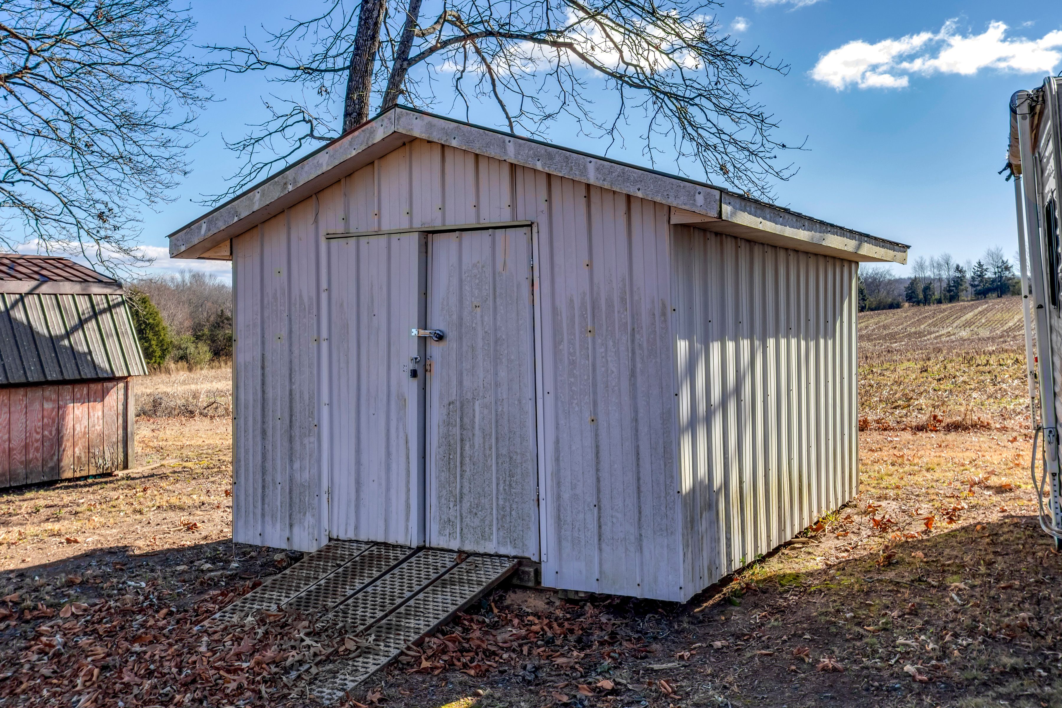 Loudon, Tennessee, 37774, United States, 3 Bedrooms Bedrooms, ,3 BathroomsBathrooms,Residential,For Sale,2011401