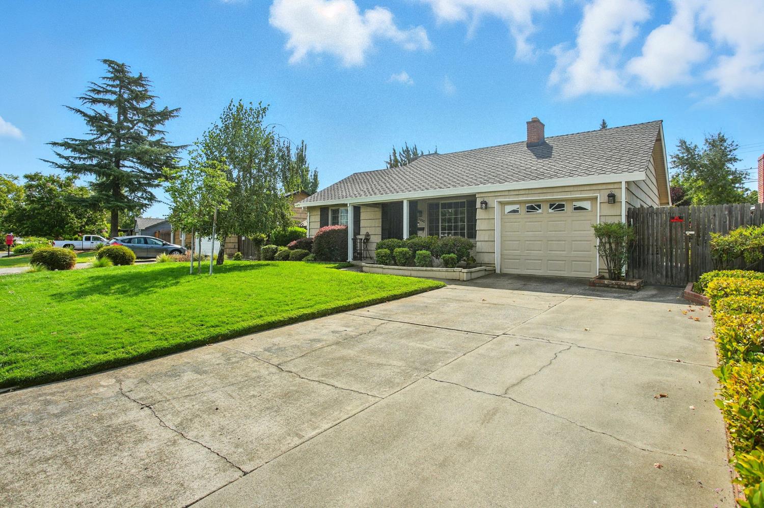 Sacramento, California, 95821, United States, 2 Bedrooms Bedrooms, ,2 BathroomsBathrooms,Residential,For Sale,1939306