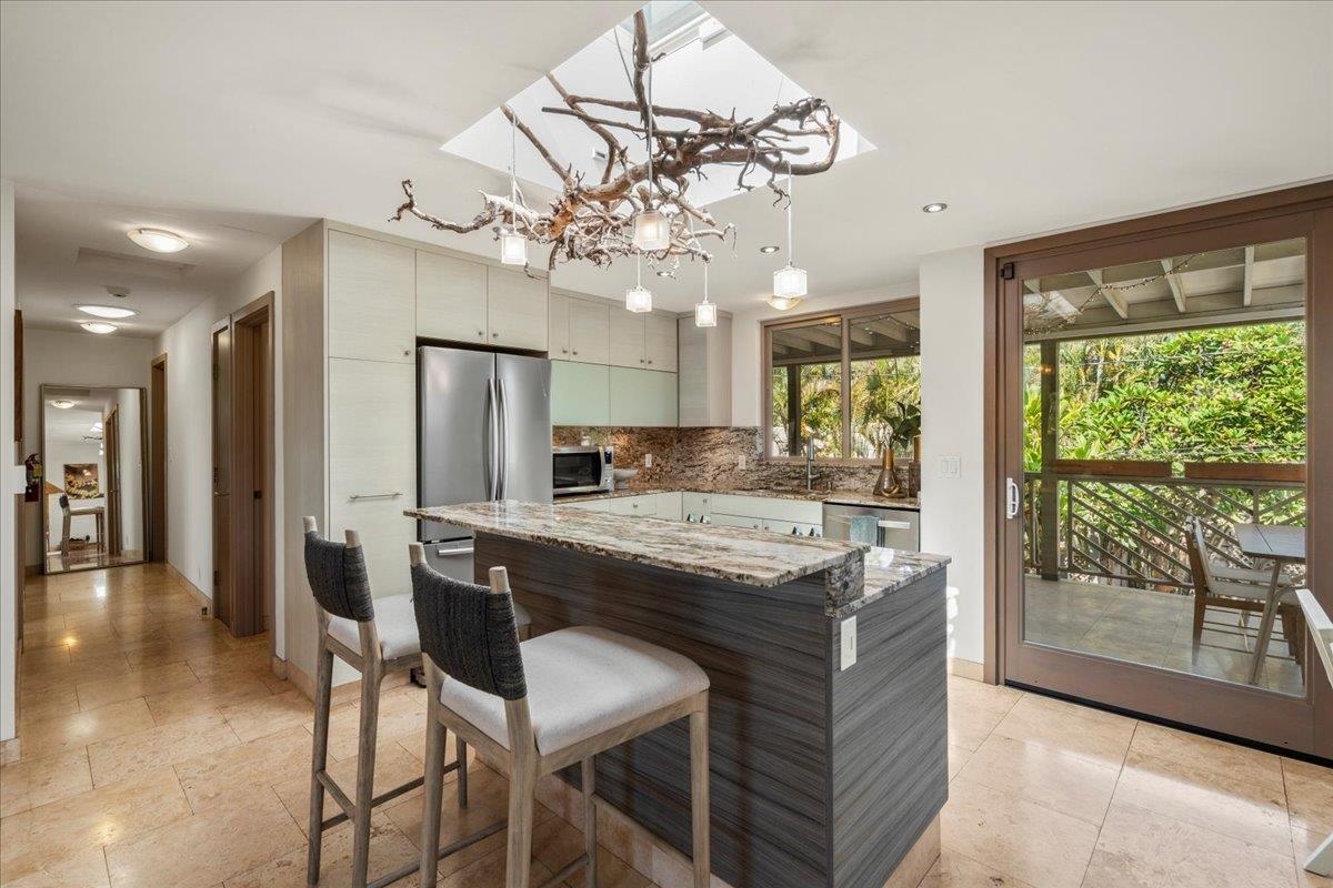 Paia, Hawaii, 96779, United States, 5 Bedrooms Bedrooms, ,4 BathroomsBathrooms,Residential,For Sale,1988155